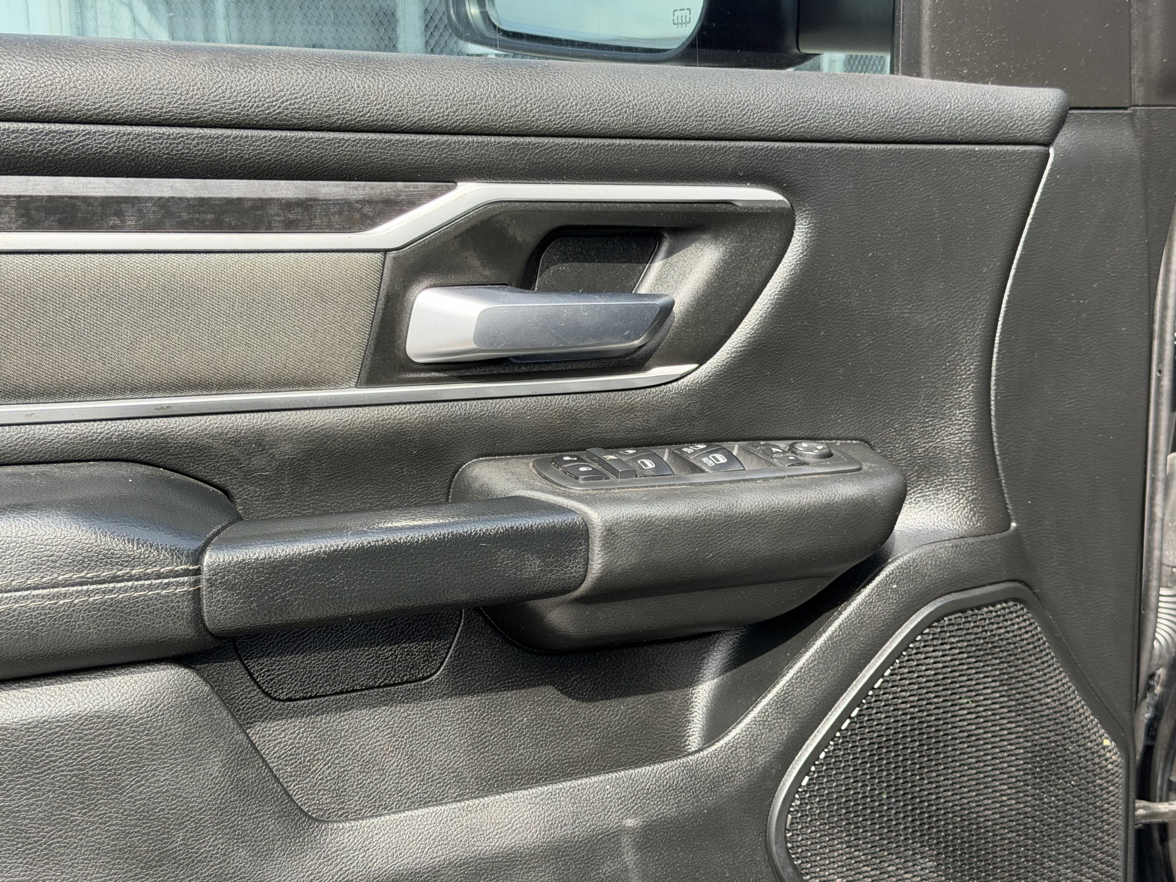 2021 RAM 1500 Lone Star Crew Cab 4x4 5'7' Box