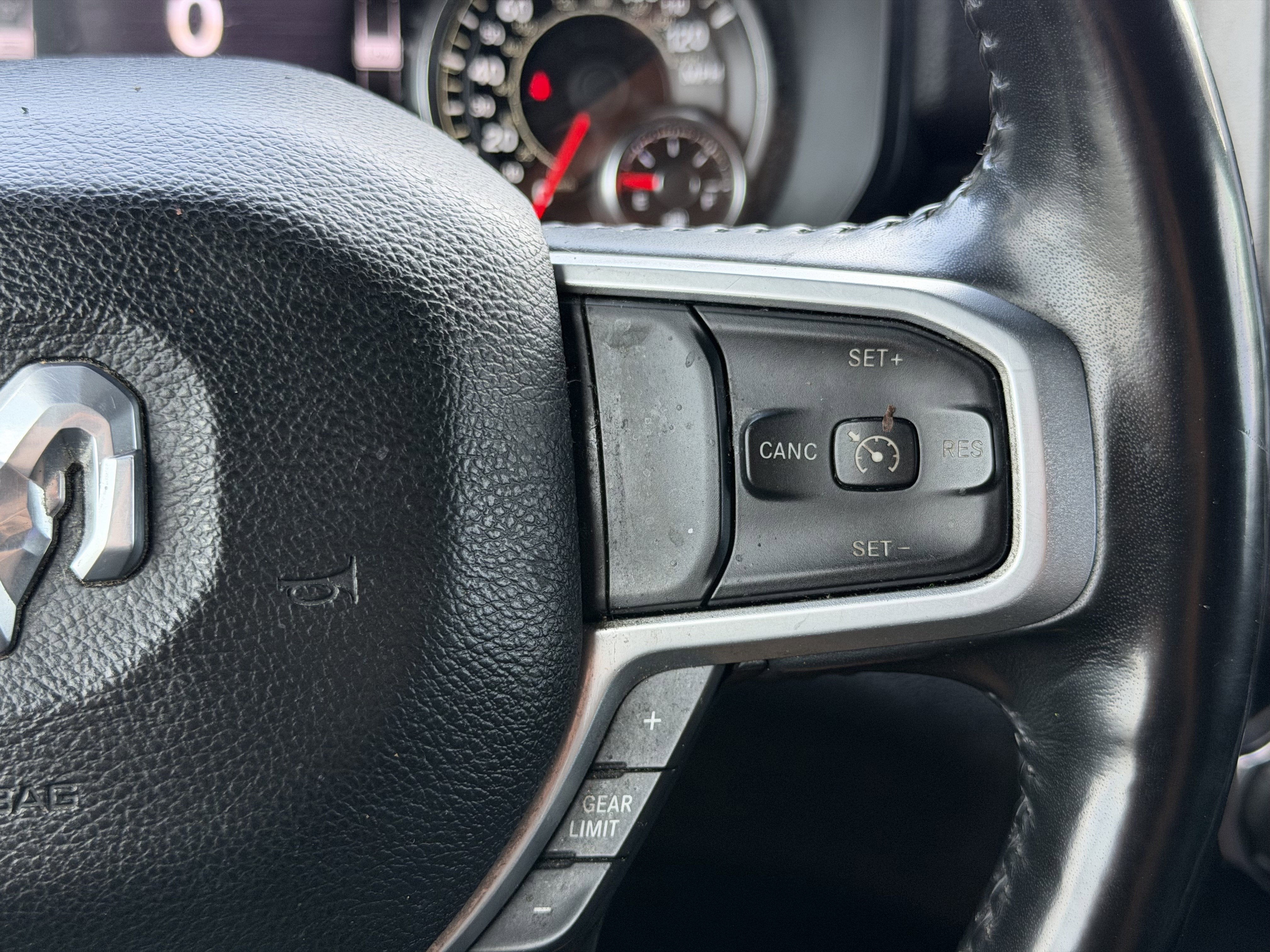 2021 RAM 1500 Lone Star Crew Cab 4x4 5'7' Box