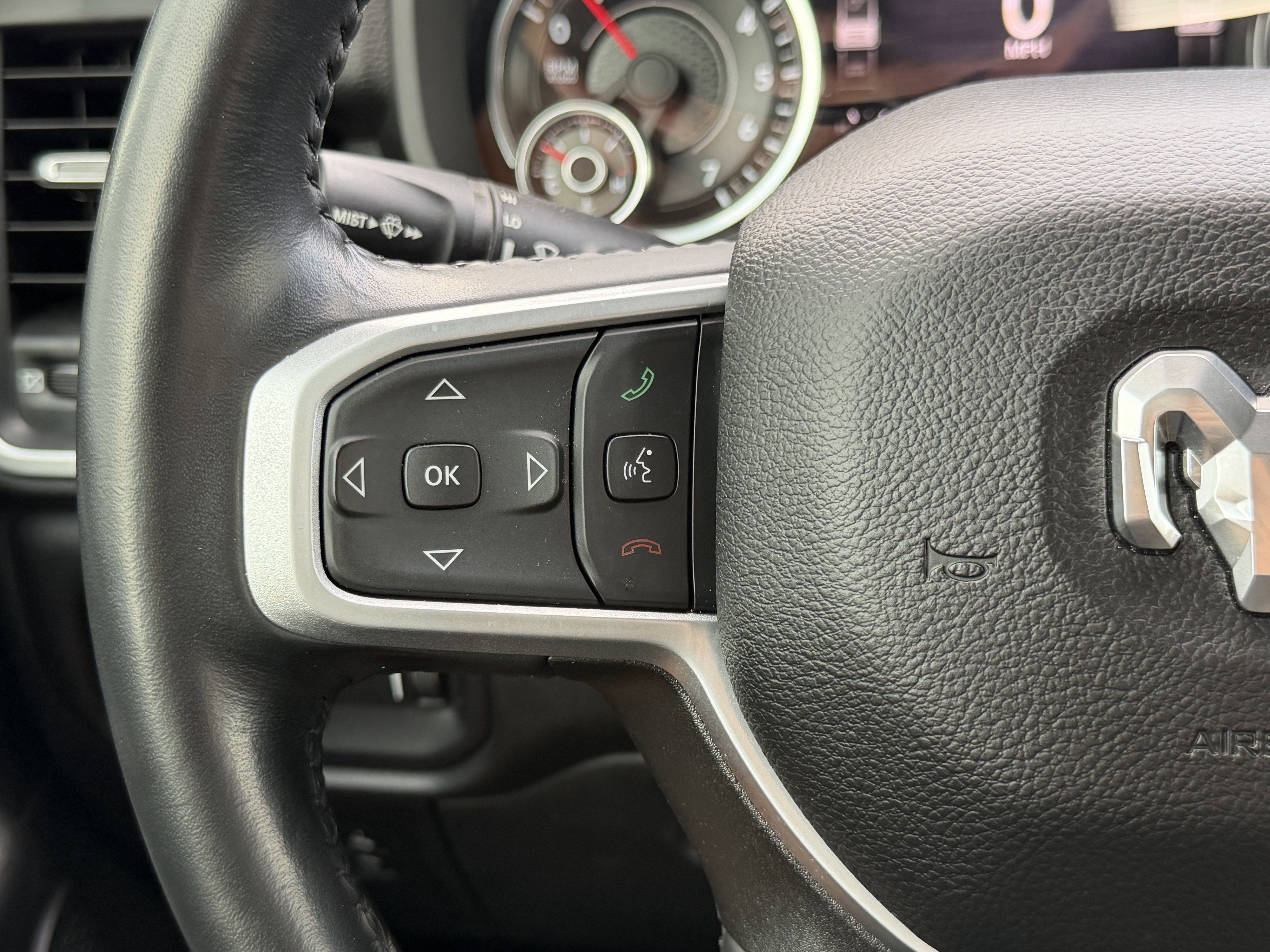 2023 RAM 1500 Lone Star Crew Cab 4x4 5'7' Box