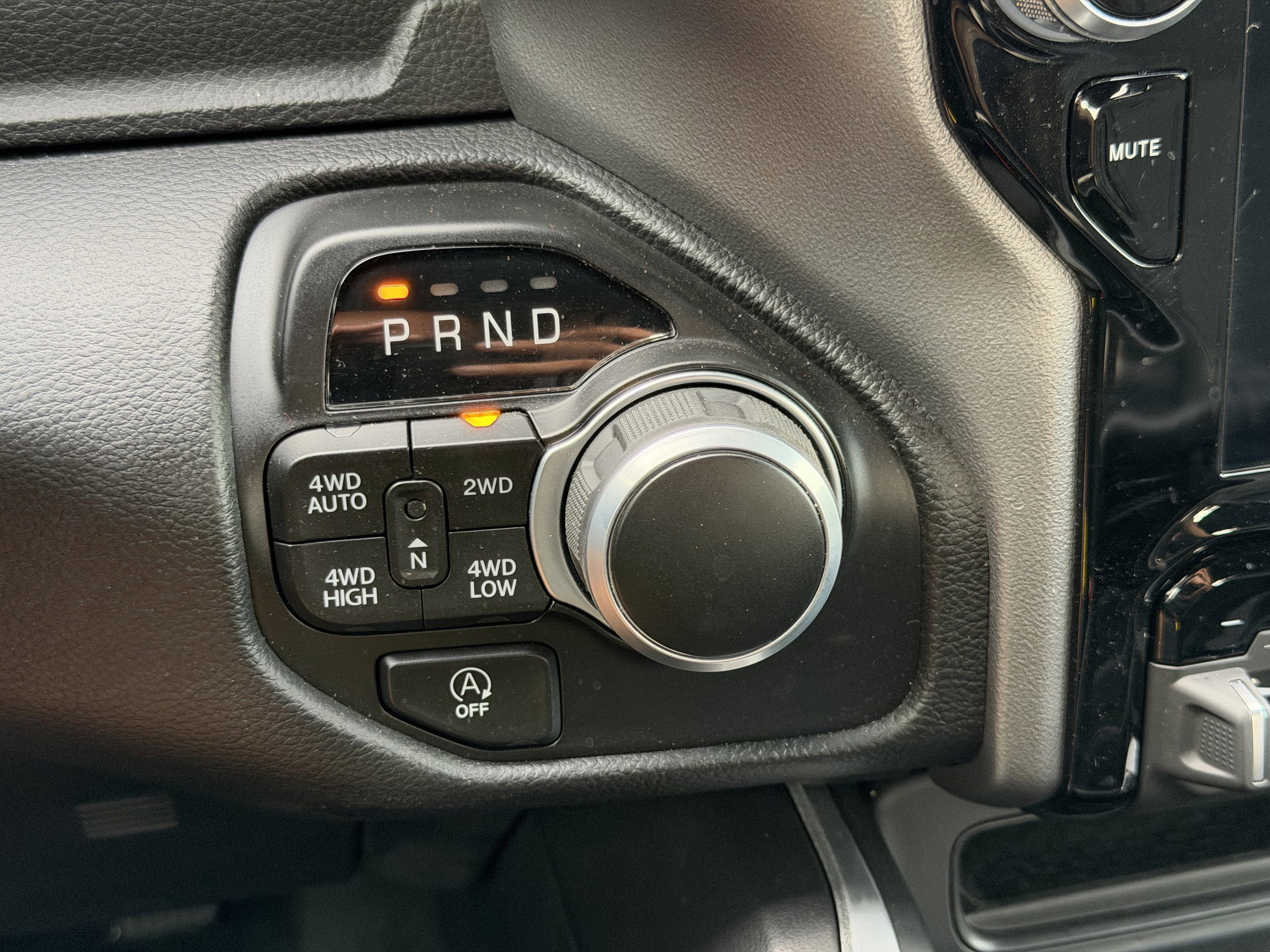 2023 RAM 1500 Lone Star Crew Cab 4x4 5'7' Box