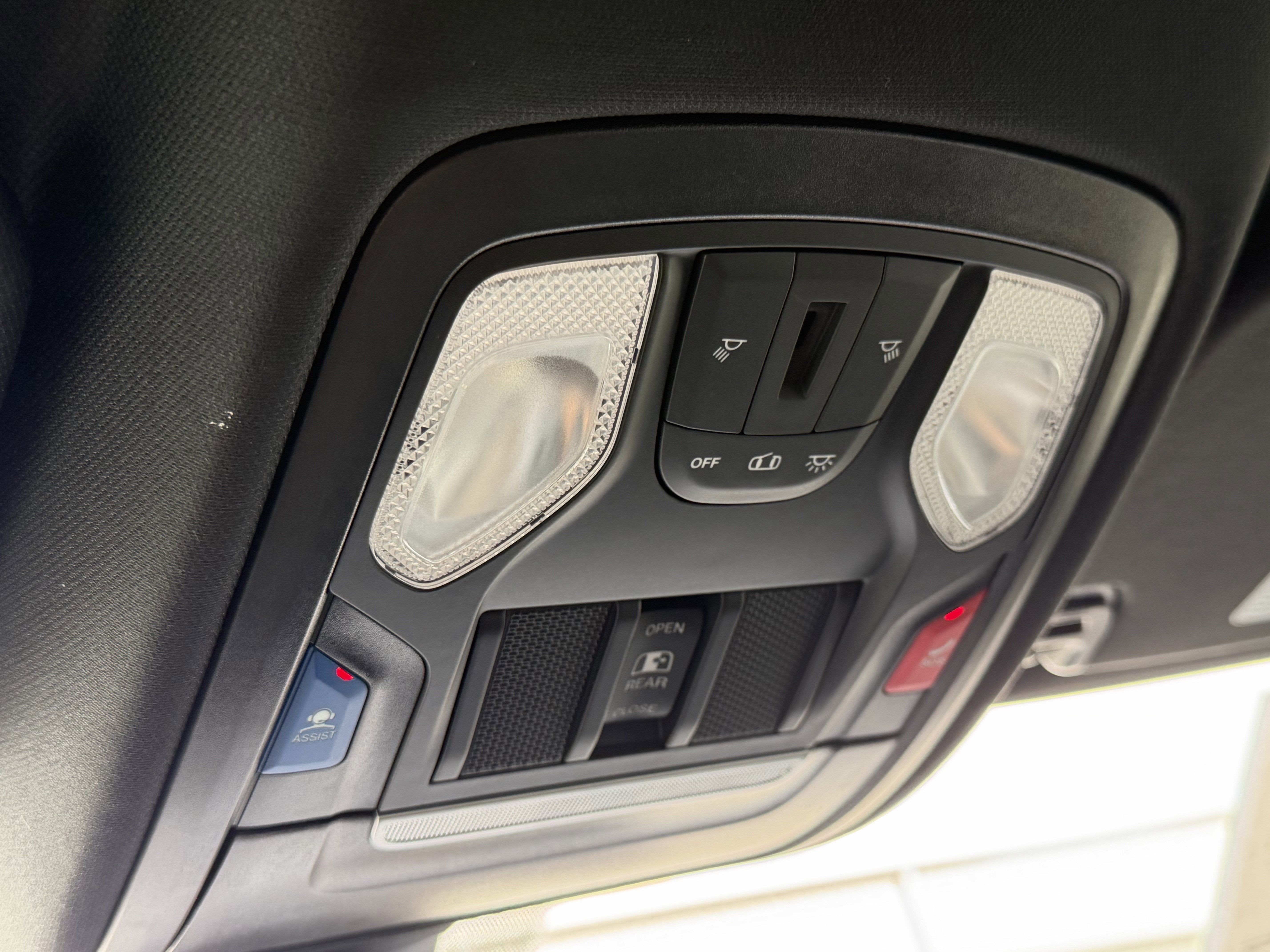 2023 RAM 1500 Lone Star Crew Cab 4x4 5'7' Box