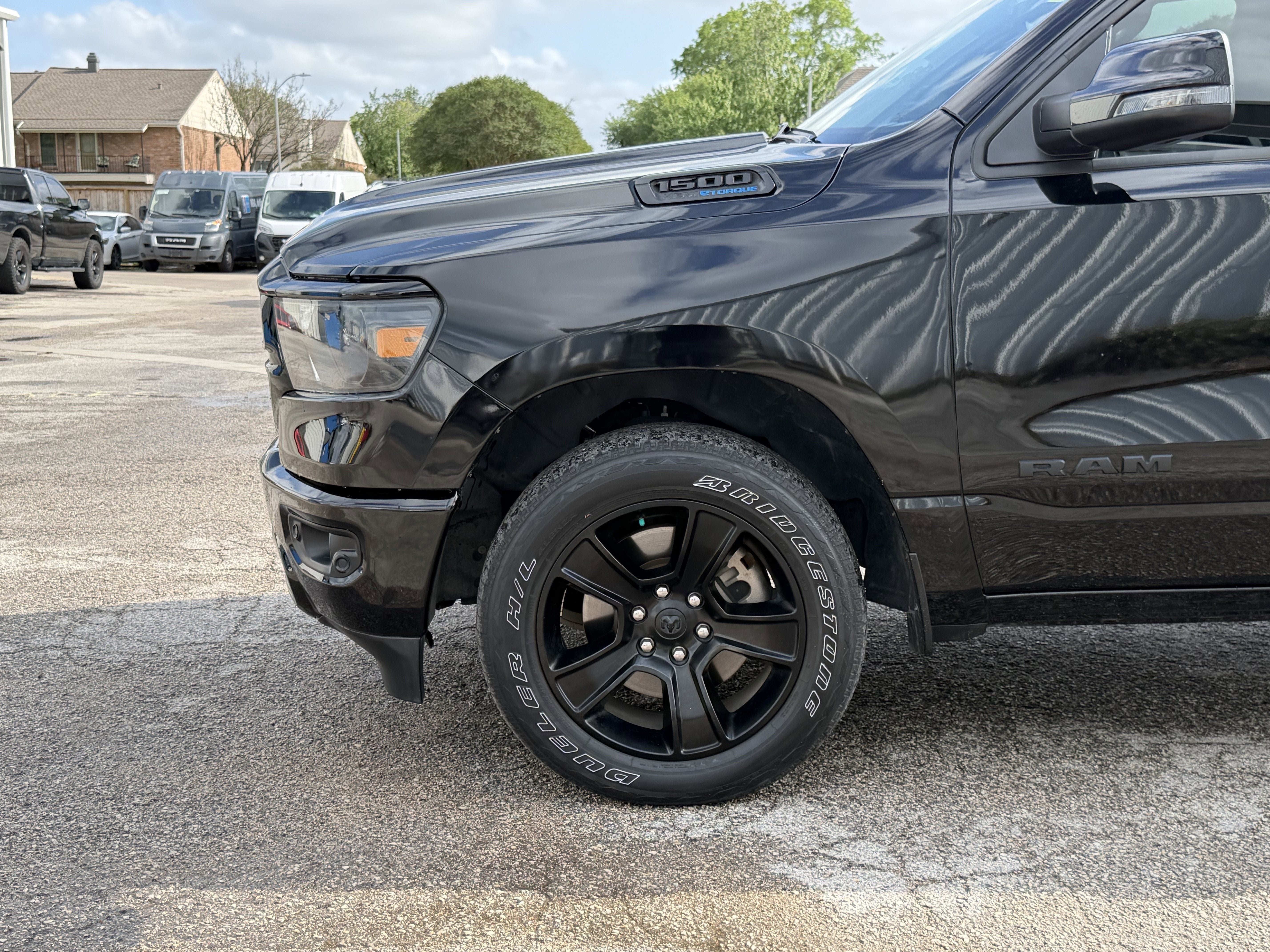 2023 RAM 1500 Lone Star Crew Cab 4x4 5'7' Box