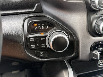 2022 RAM 1500 Big Horn Crew Cab 4x4 5'7' Box