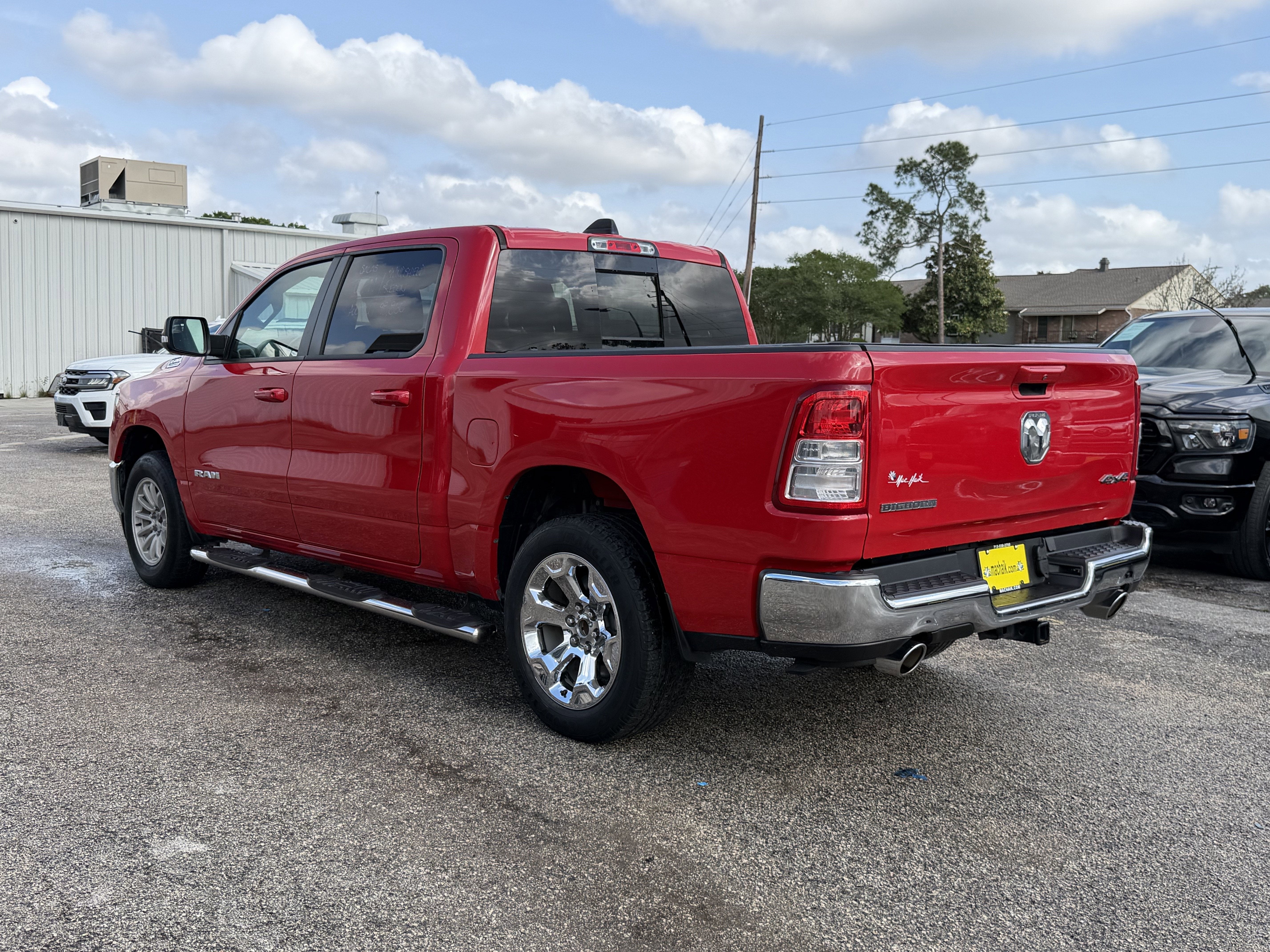 2022 RAM 1500 Big Horn Crew Cab 4x4 5'7' Box