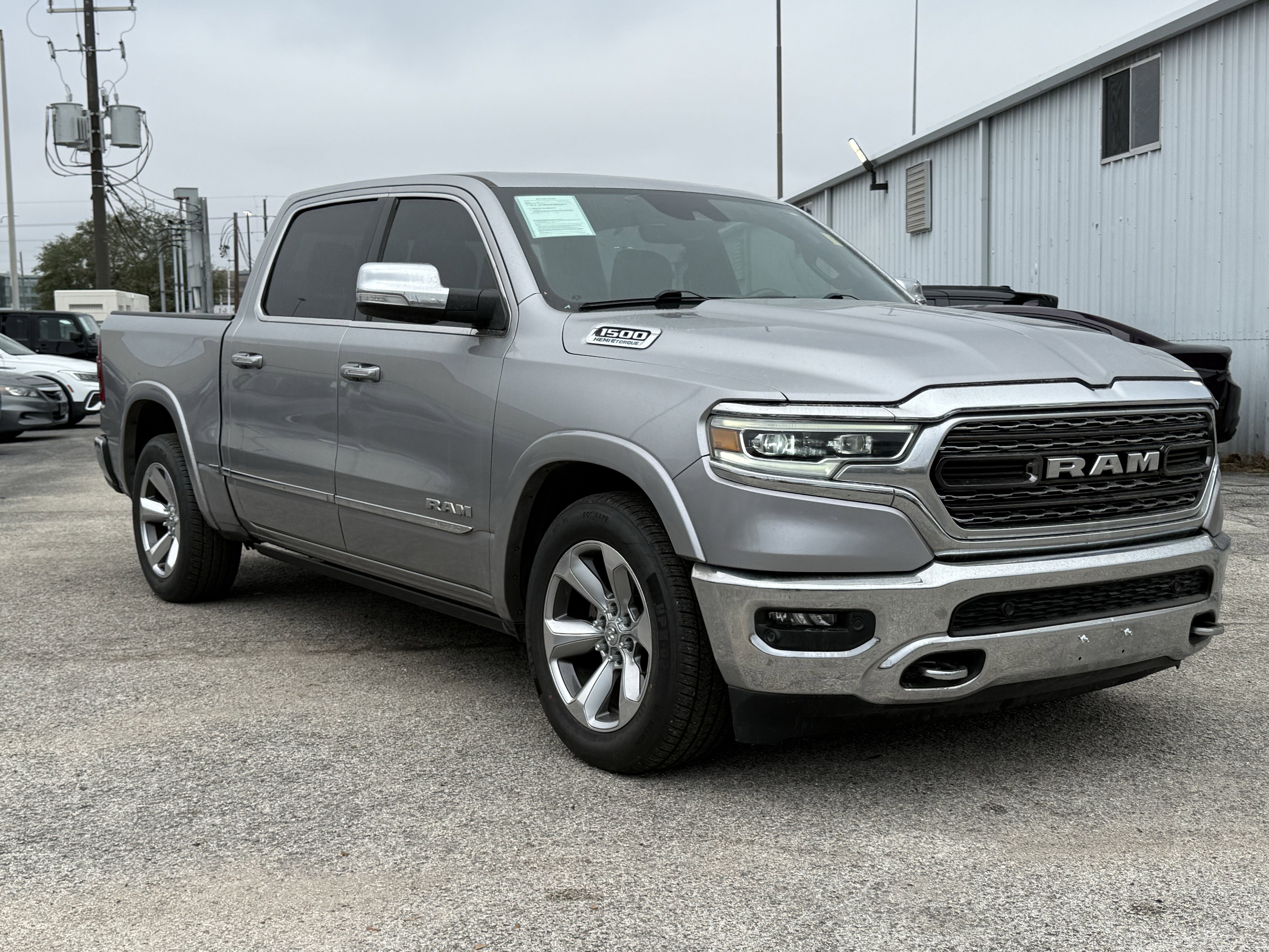 2021 RAM 1500 Limited Crew Cab 4x4 5'7' Box
