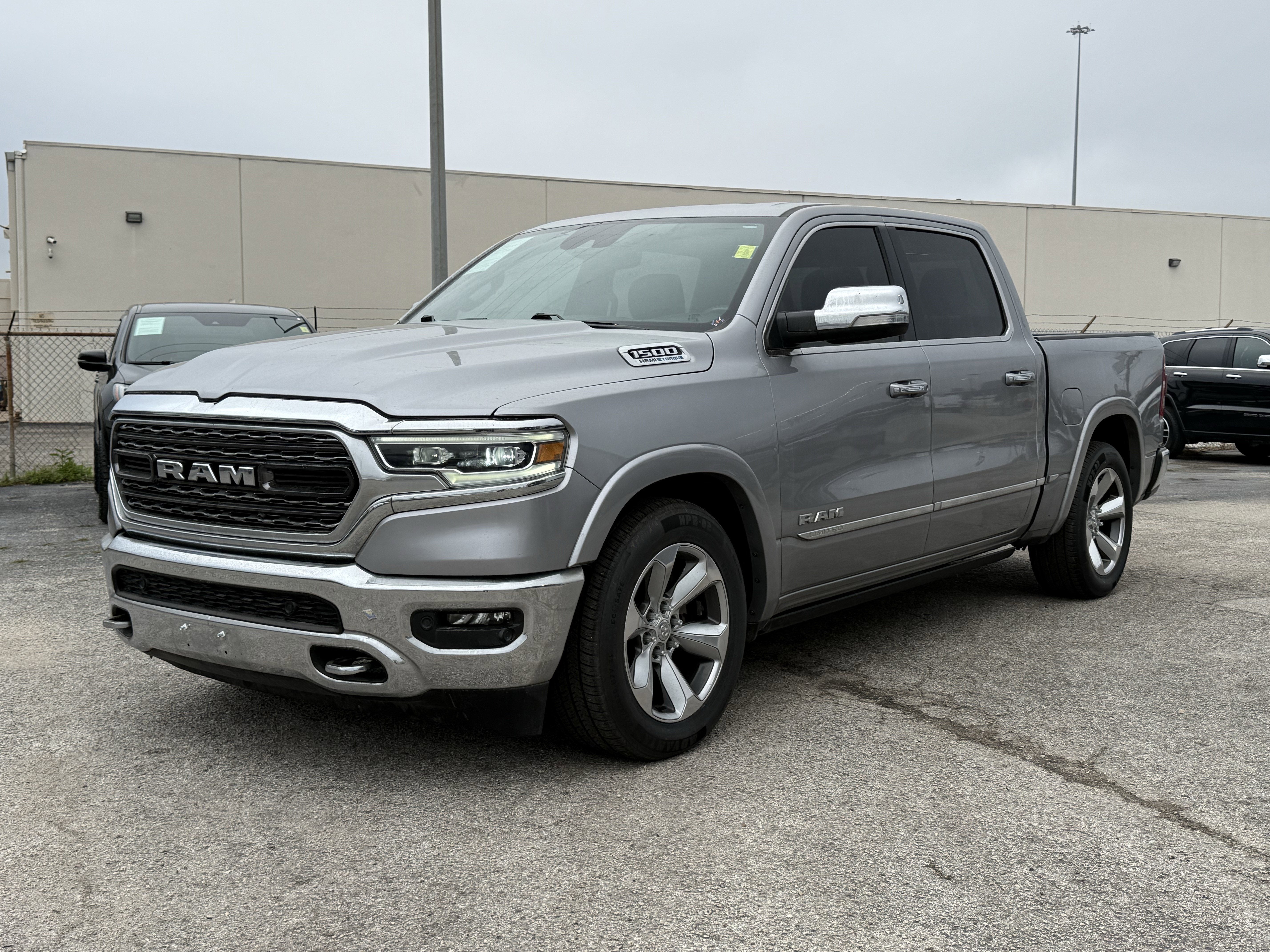 2021 RAM 1500 Limited Crew Cab 4x4 5'7' Box