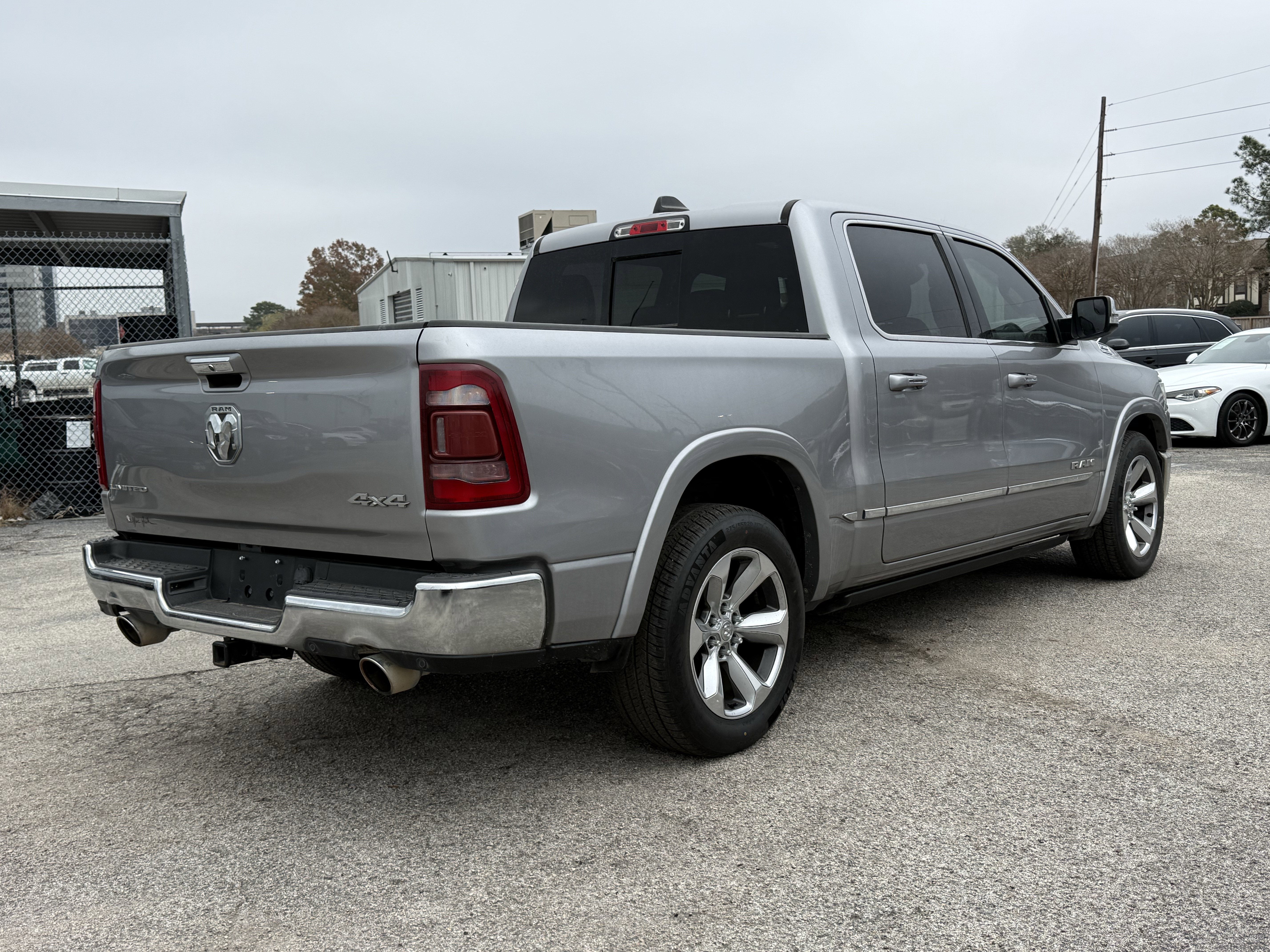 2021 RAM 1500 Limited Crew Cab 4x4 5'7' Box