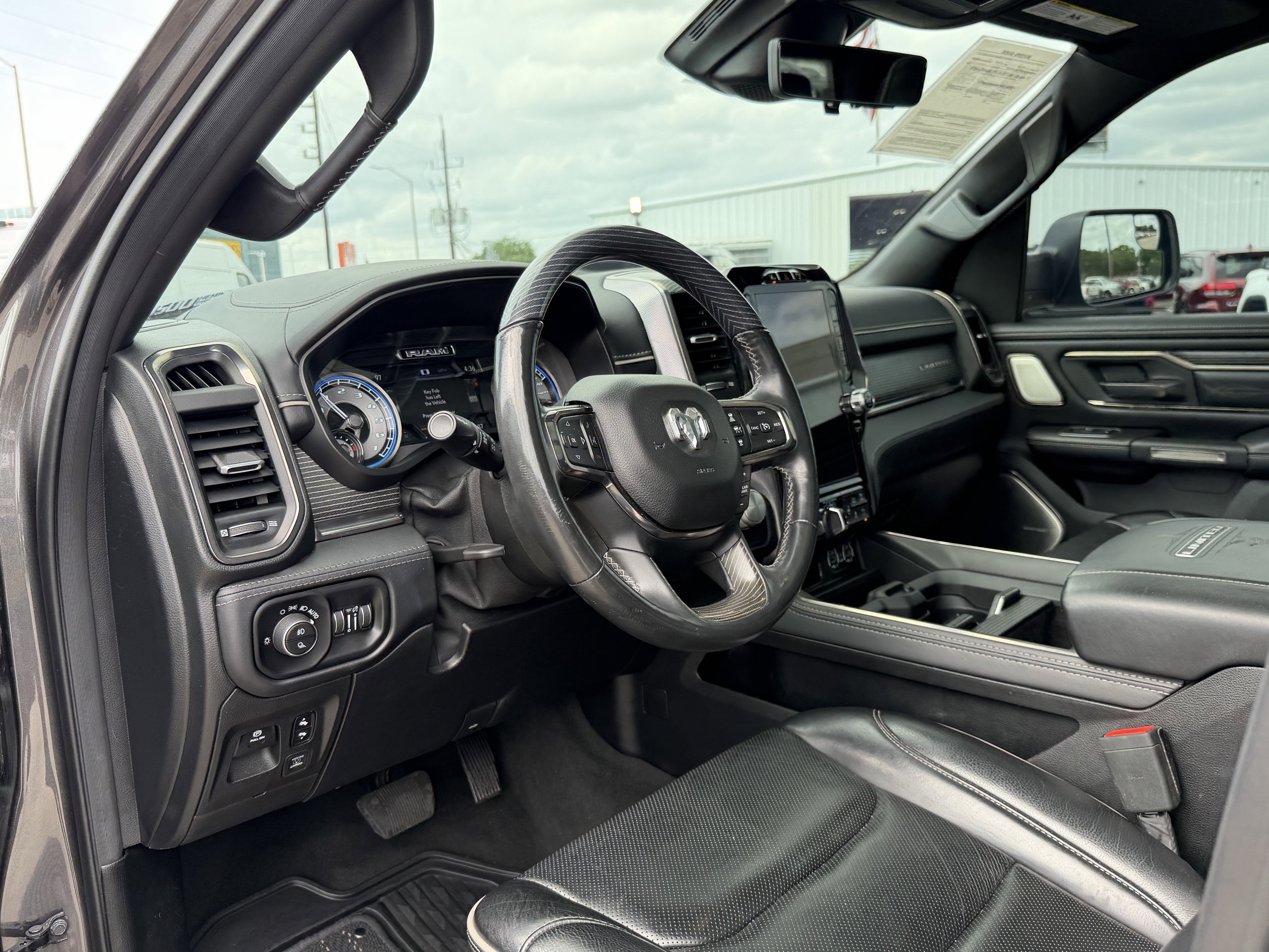 2021 RAM 1500 Limited Crew Cab 4x4 5'7' Box