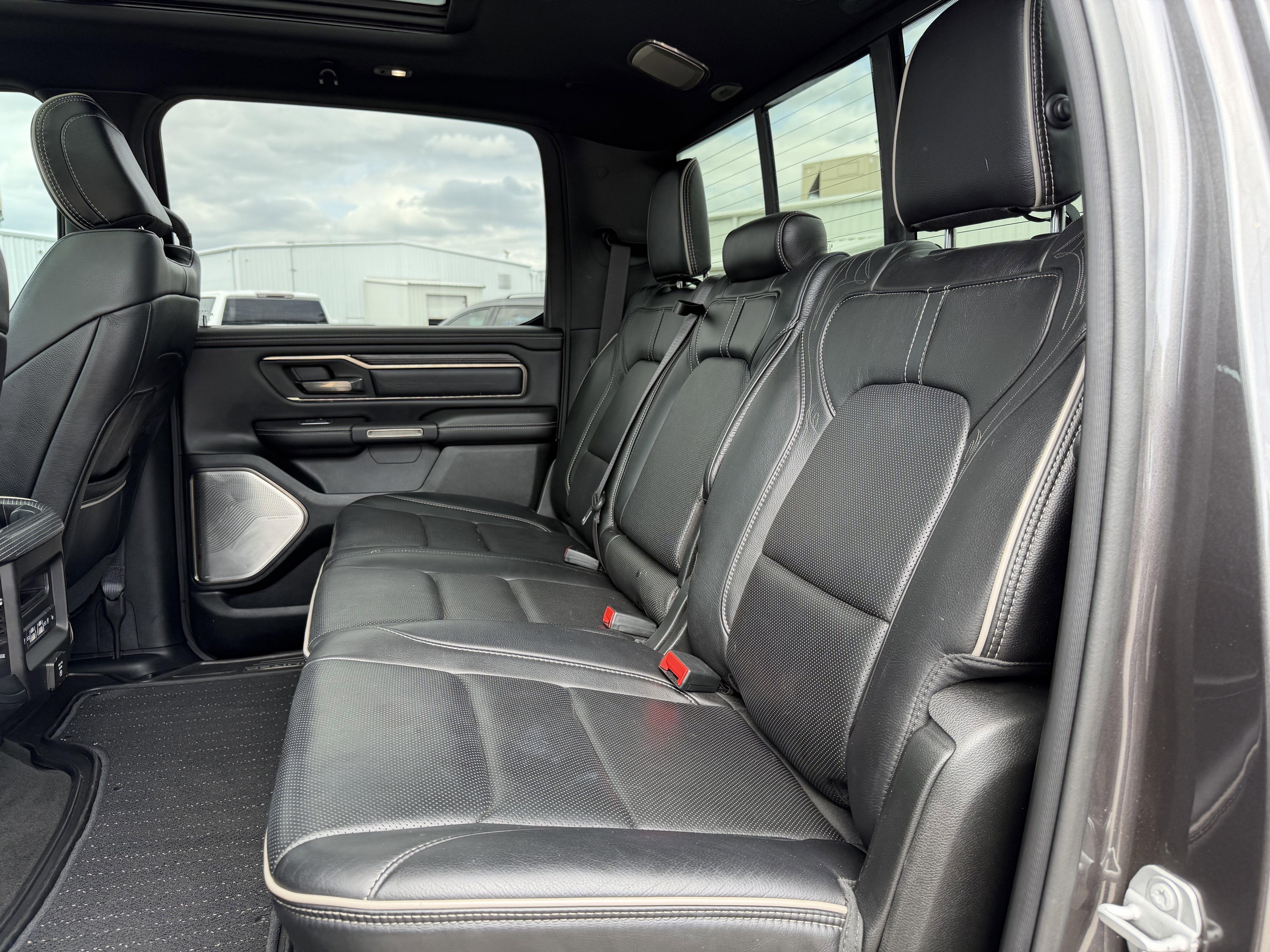 2021 RAM 1500 Limited Crew Cab 4x4 5'7' Box