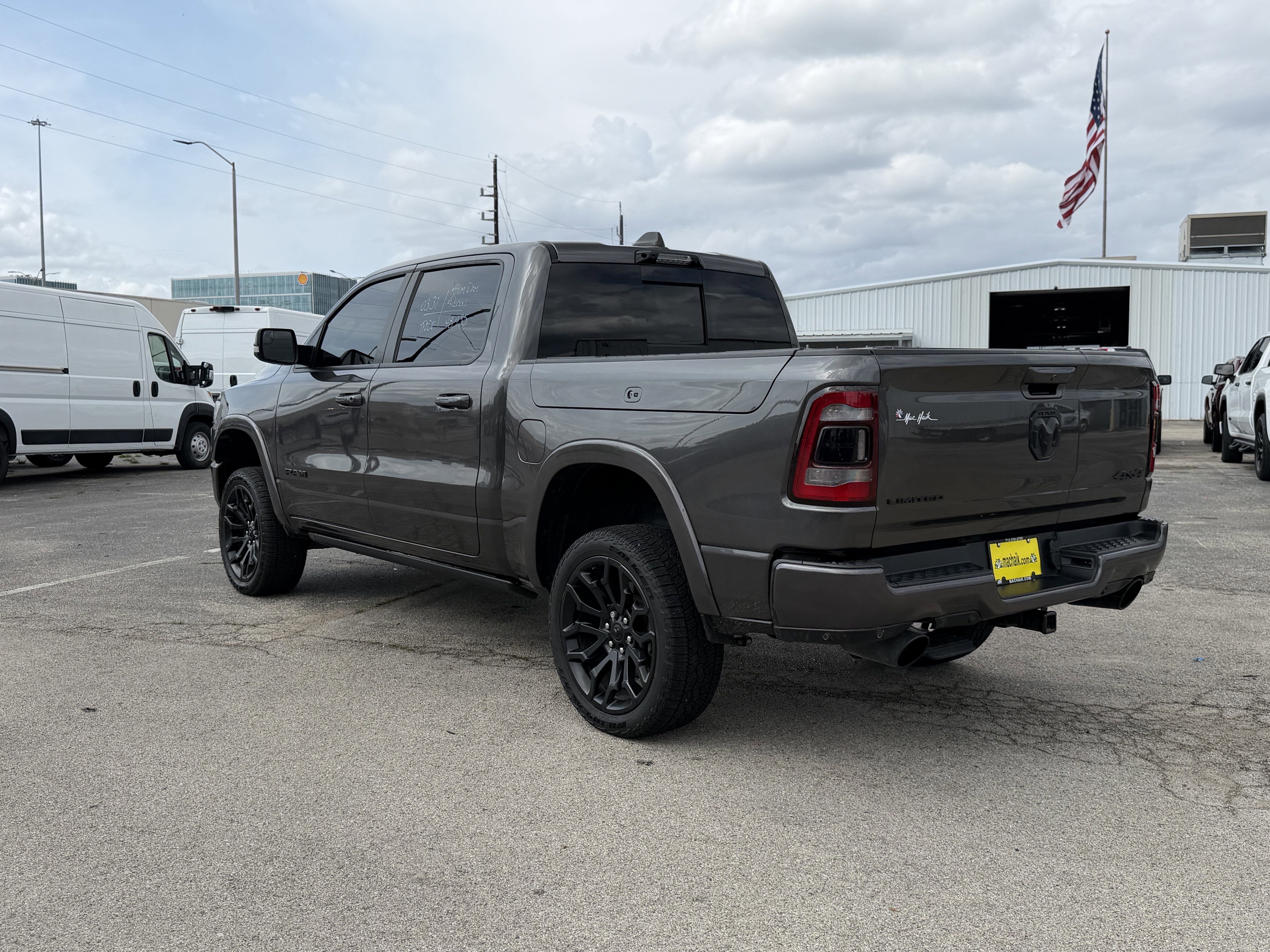 2021 RAM 1500 Limited Crew Cab 4x4 5'7' Box