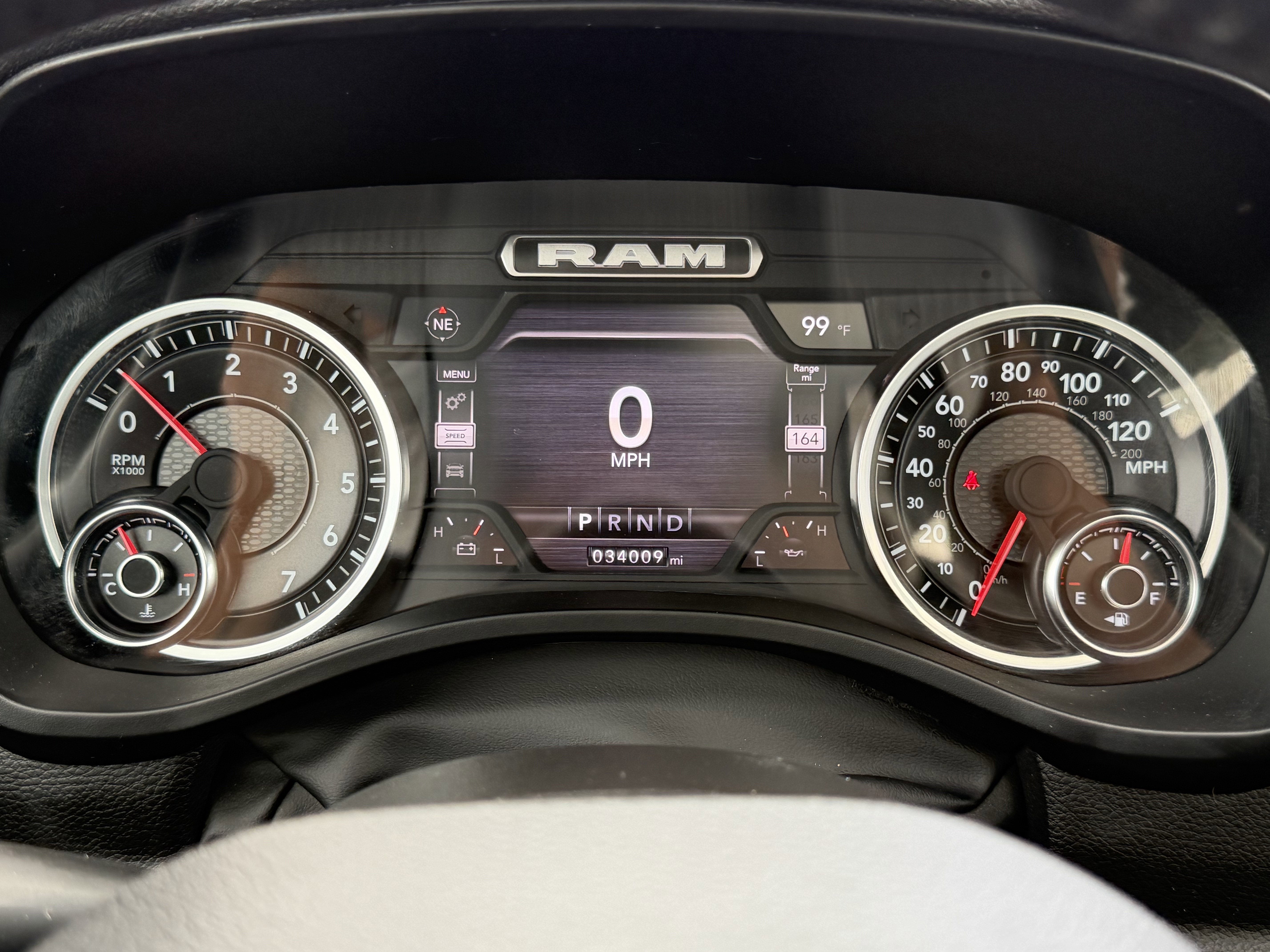 2024 RAM 1500 LARAMIE