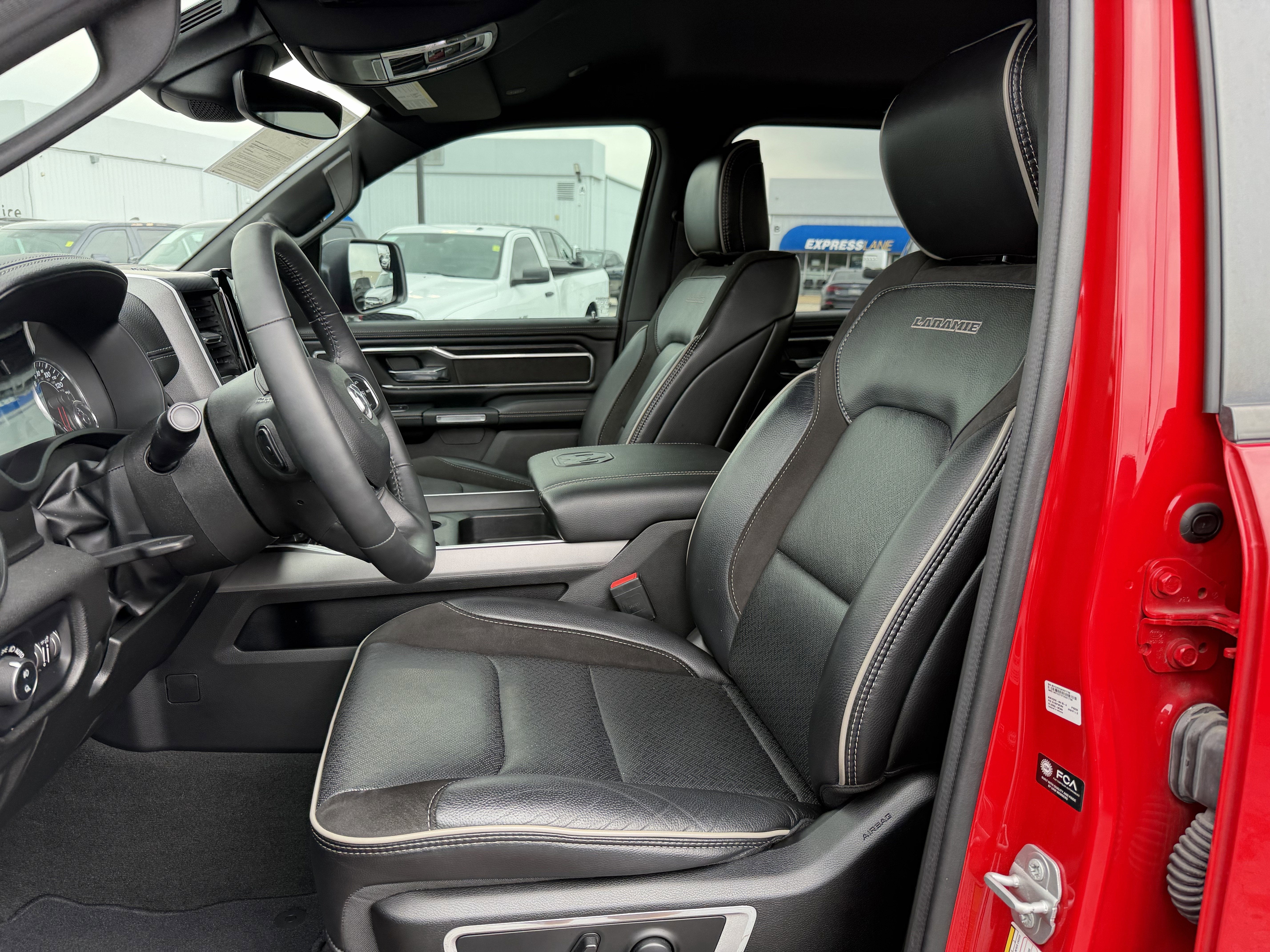 2023 RAM 1500 LARAMIE