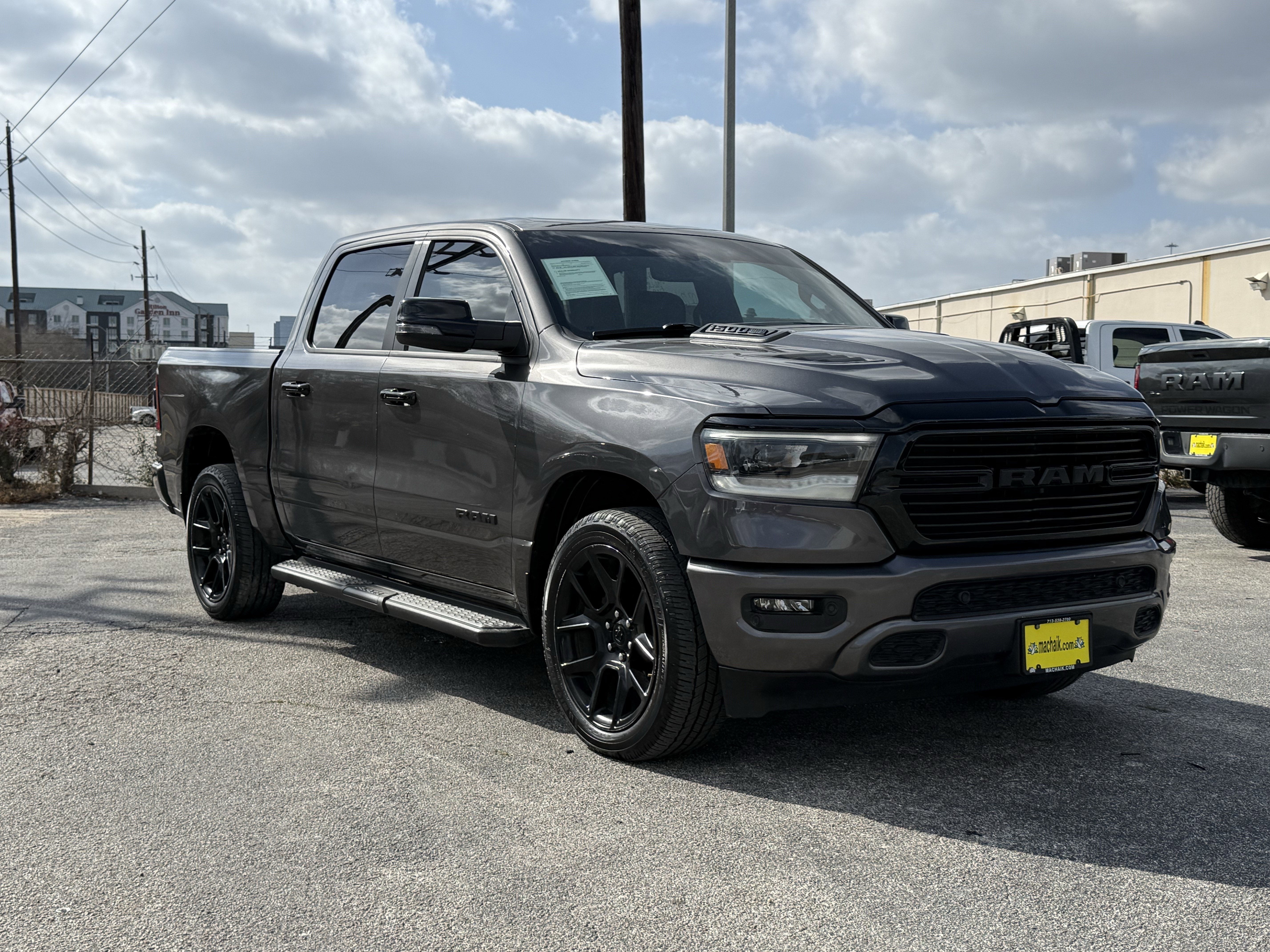 2023 RAM 1500 LARAMIE