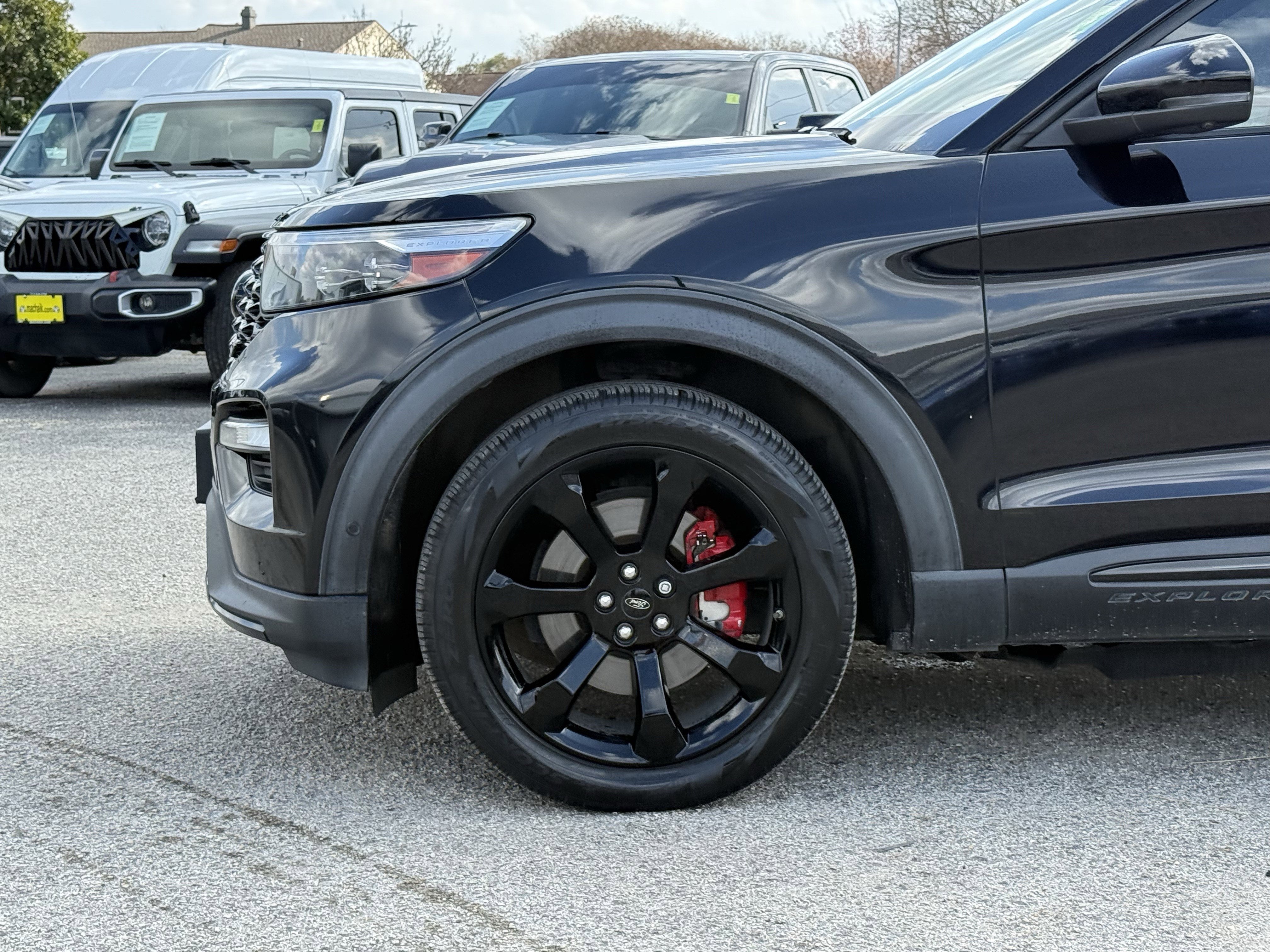 2020 Ford Explorer ST