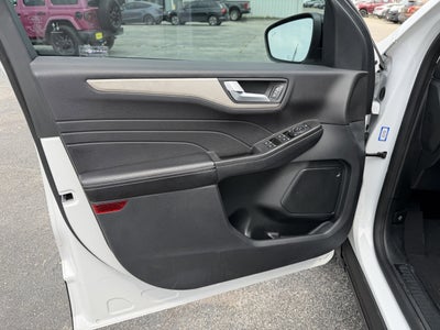 2021 Ford Escape SE