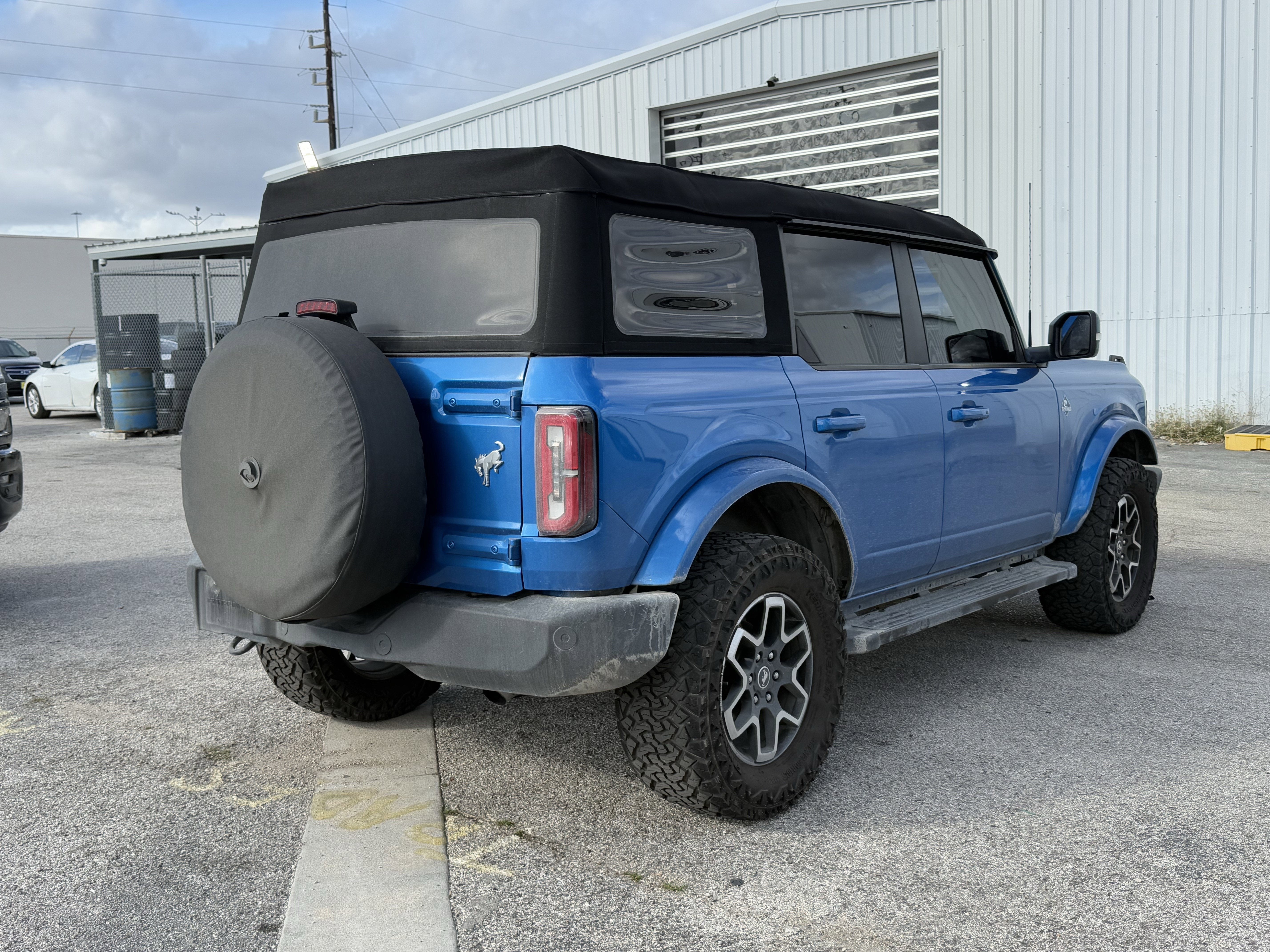 2023 Ford Bronco Outer Banks