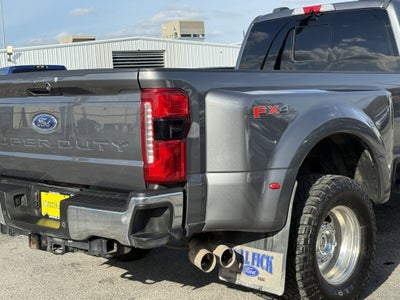 2023 Ford F-350 LARIAT