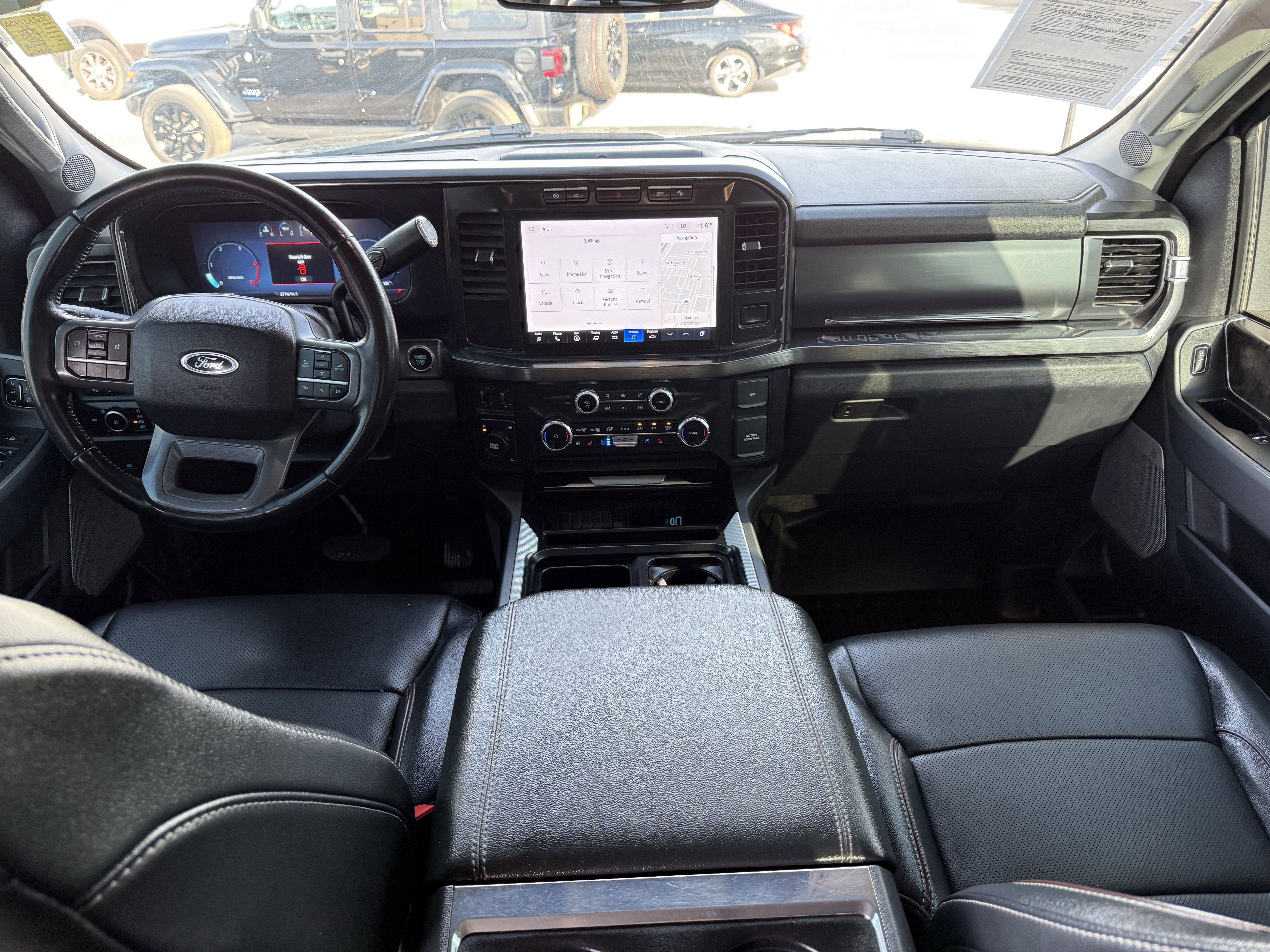 2023 Ford F-350 LARIAT