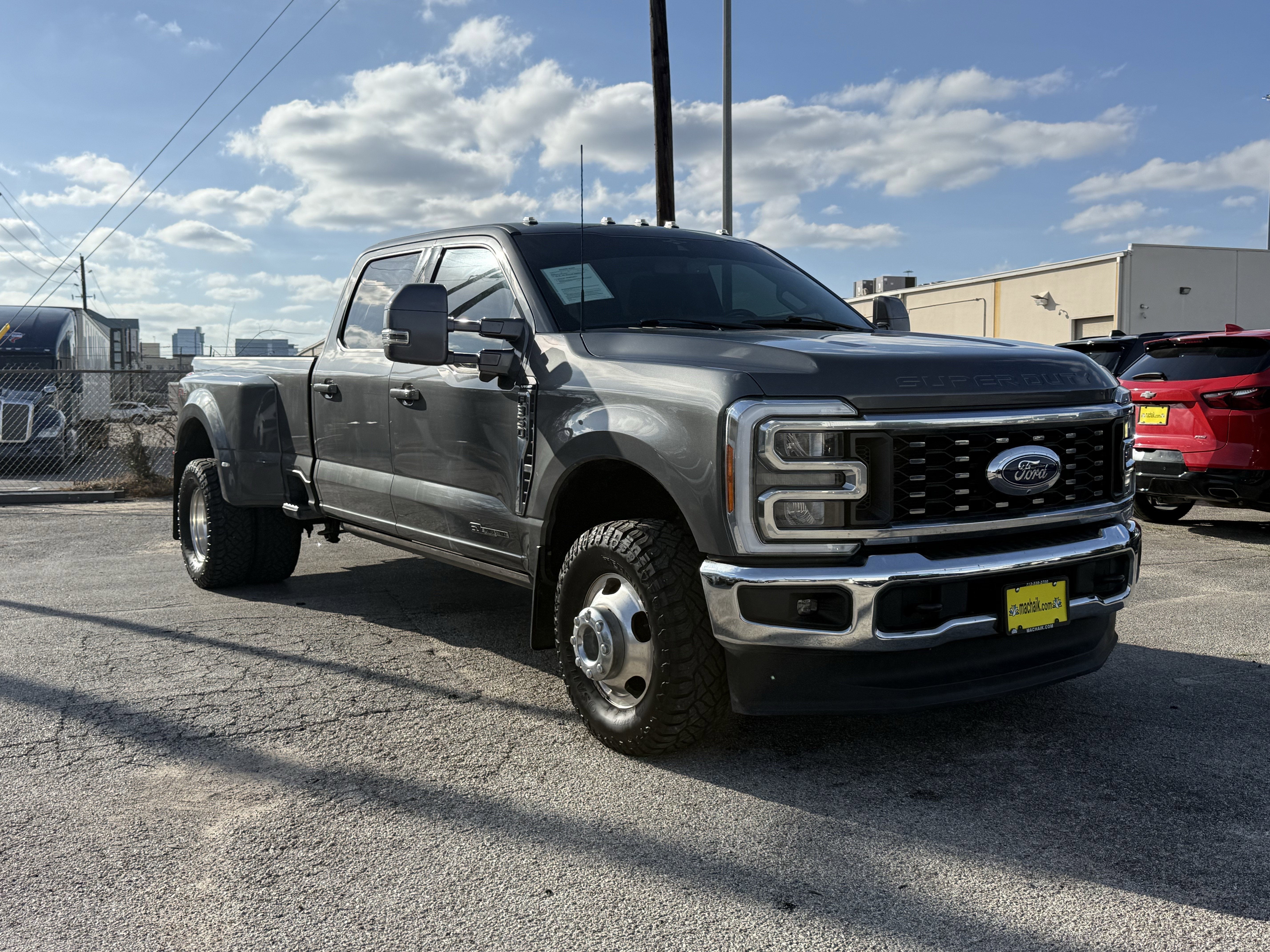 2023 Ford F-350 LARIAT