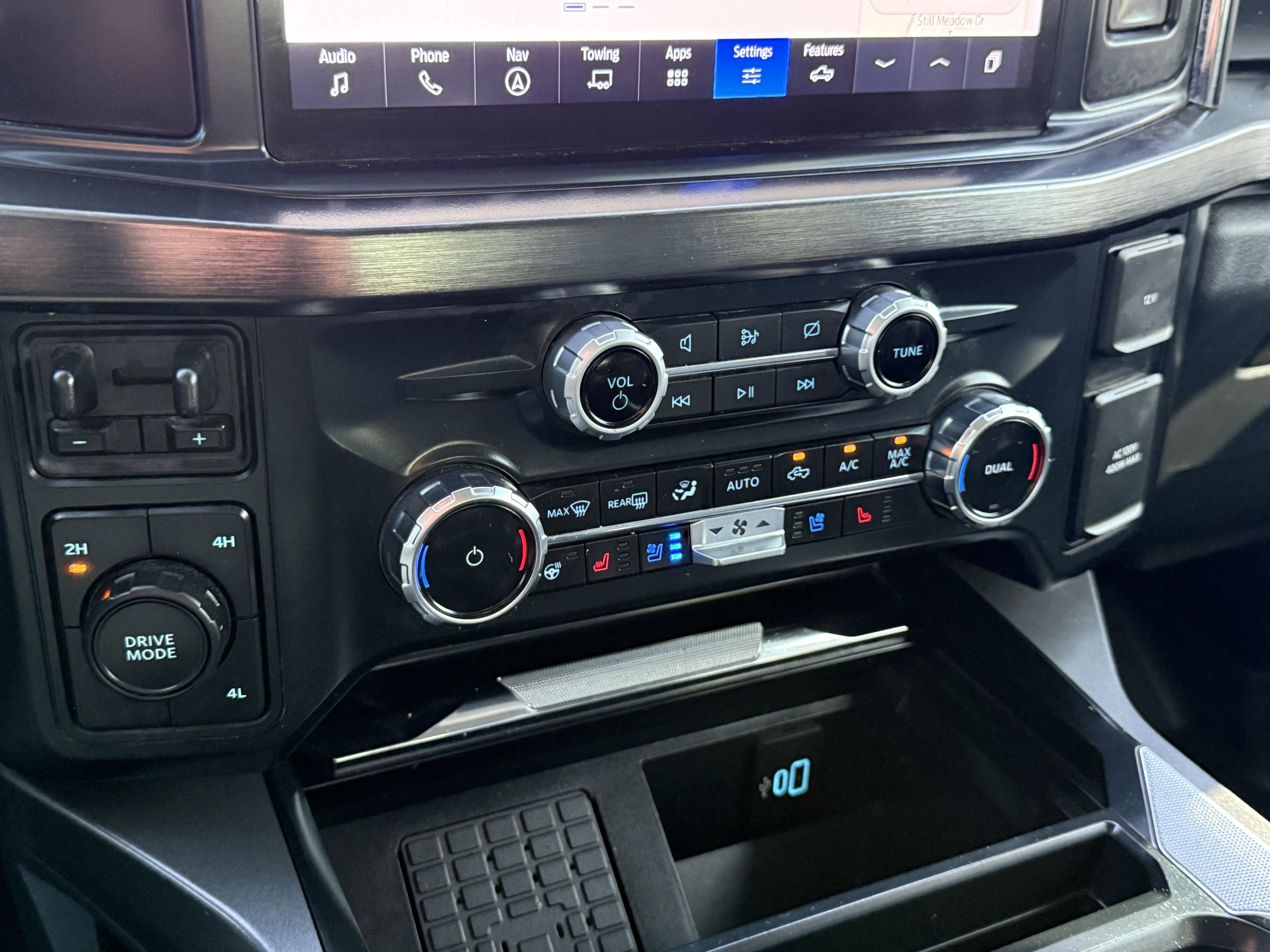 2023 Ford F-350 LARIAT