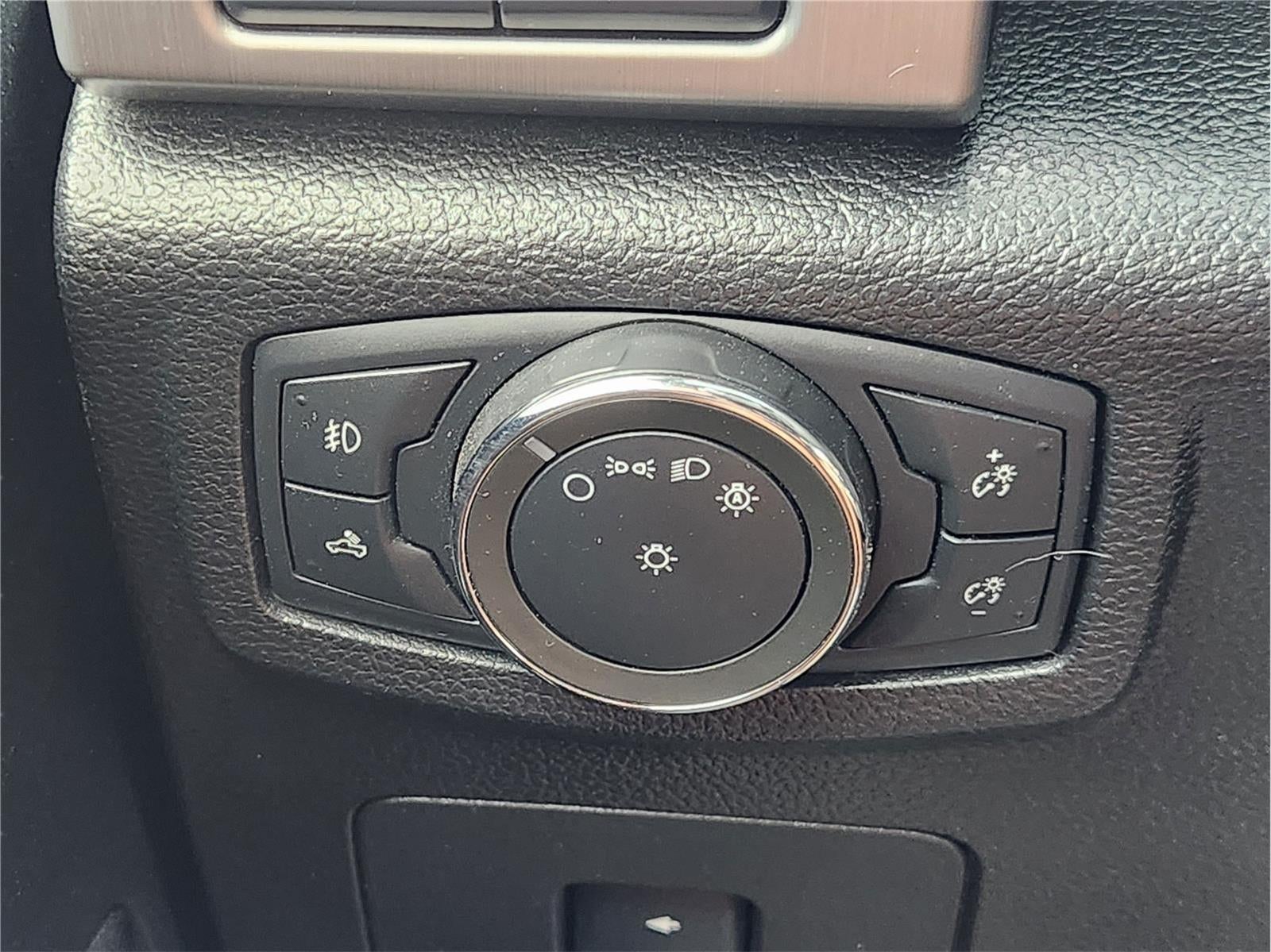 2017 Ford F-150 Platinum
