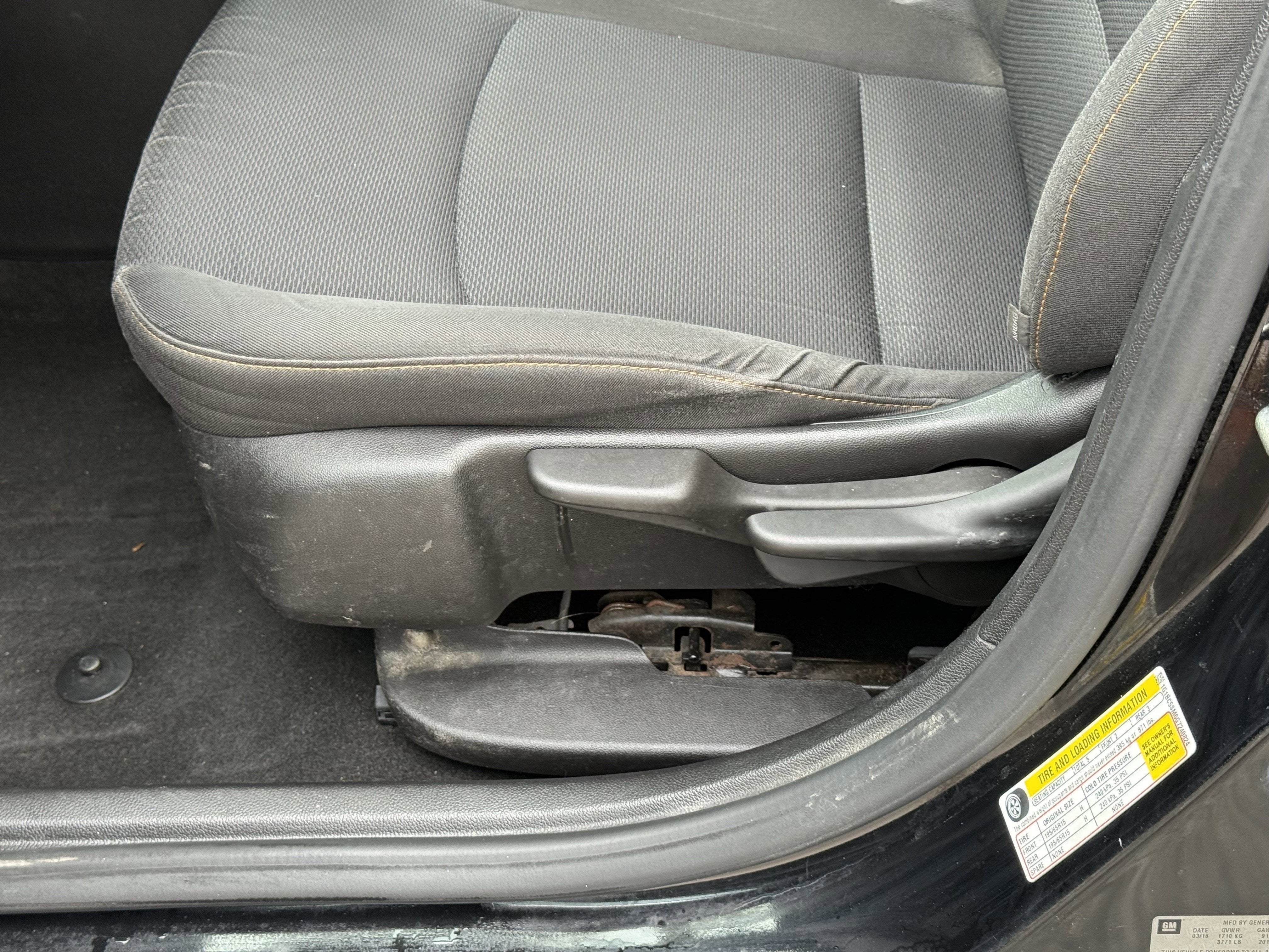 2016 Chevrolet Cruze LS Auto