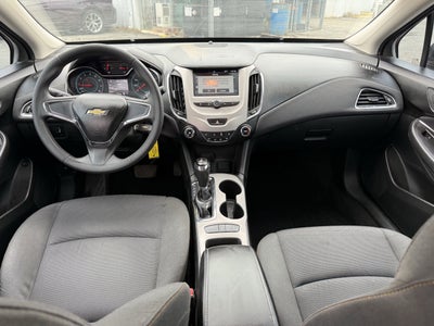2016 Chevrolet Cruze LS Auto