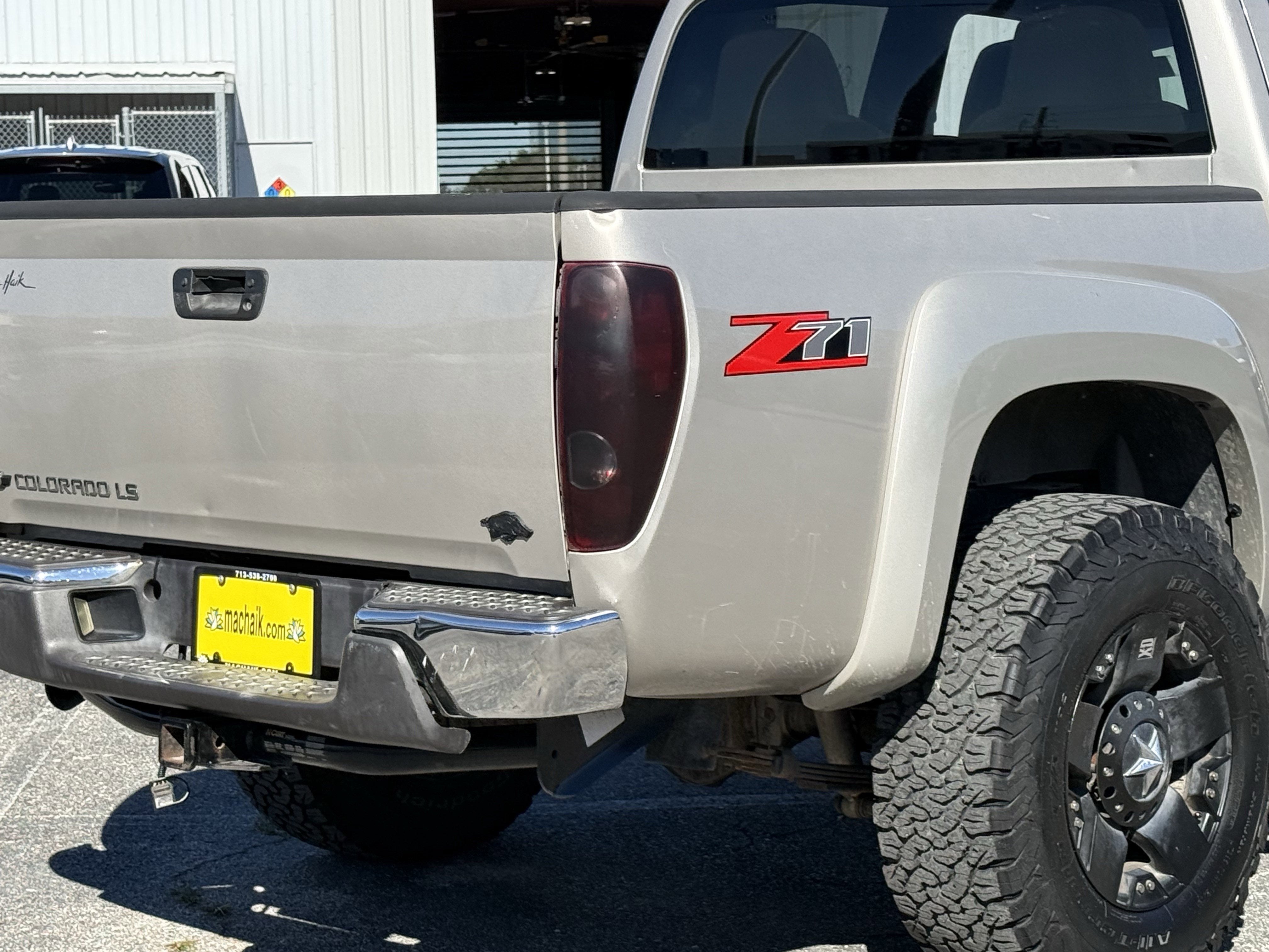 2004 Chevrolet Colorado LS