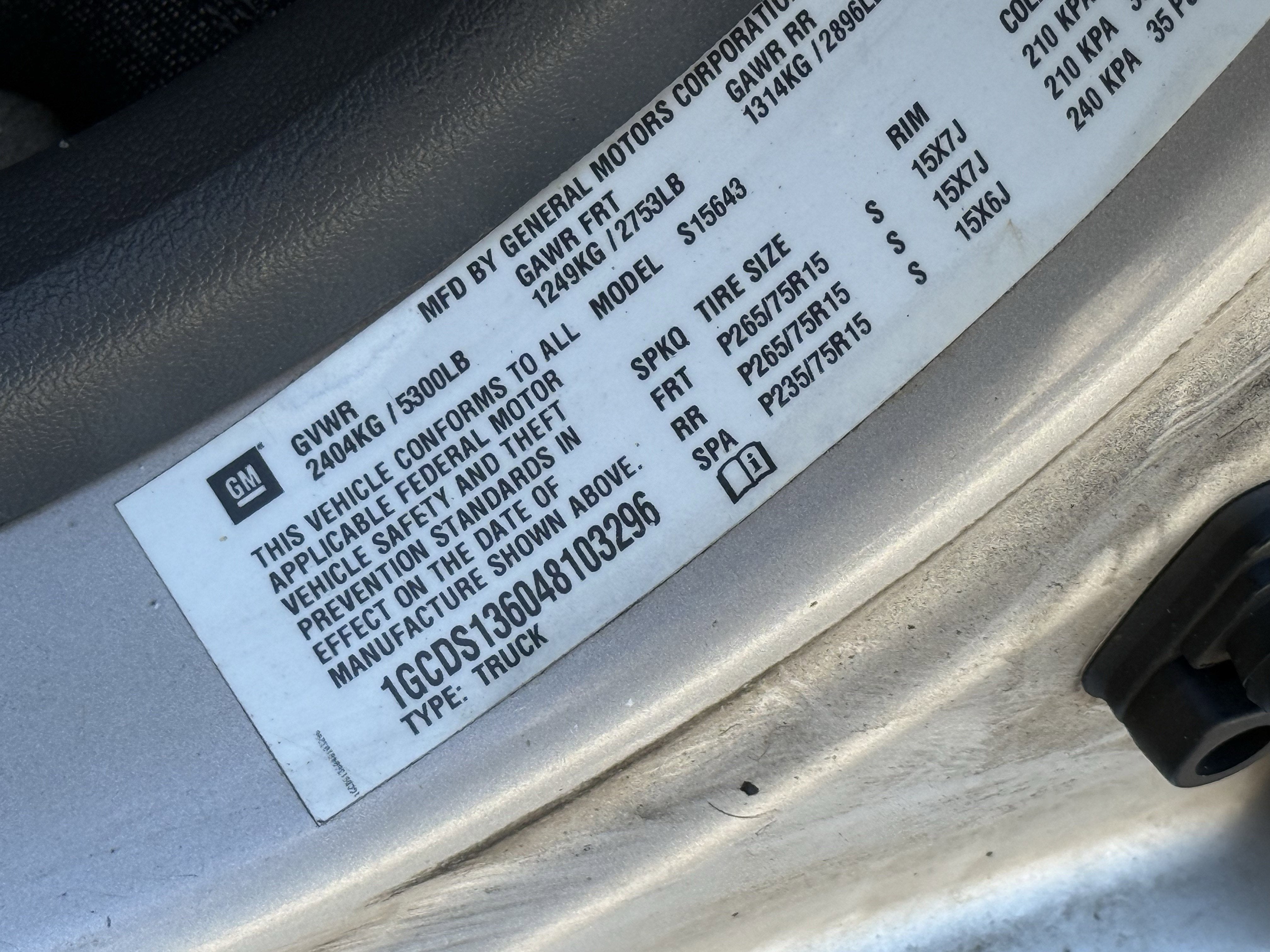 2004 Chevrolet Colorado LS