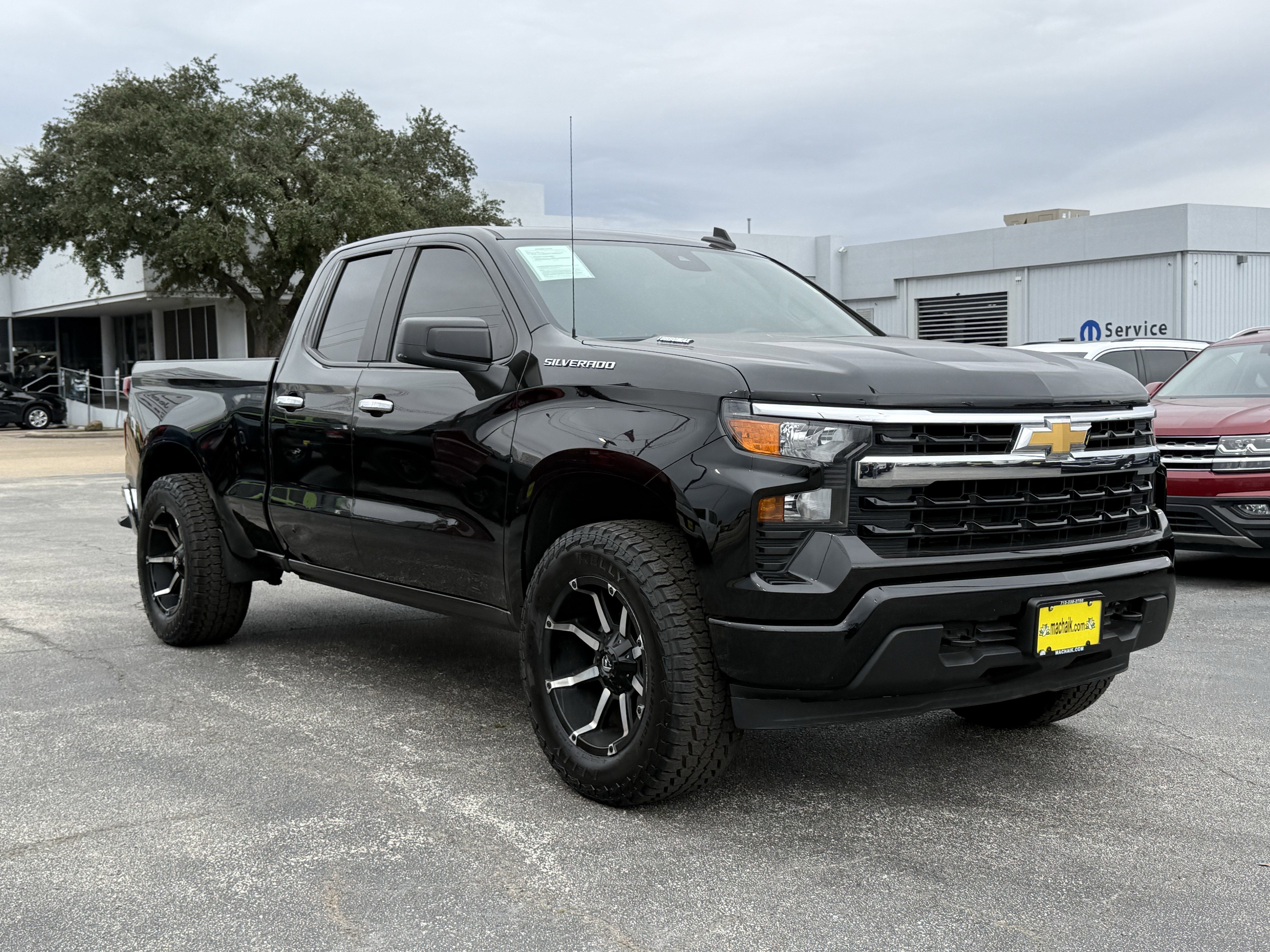 2024 Chevrolet Silverado 1500 2WD Double Cab Standard Bed Custom
