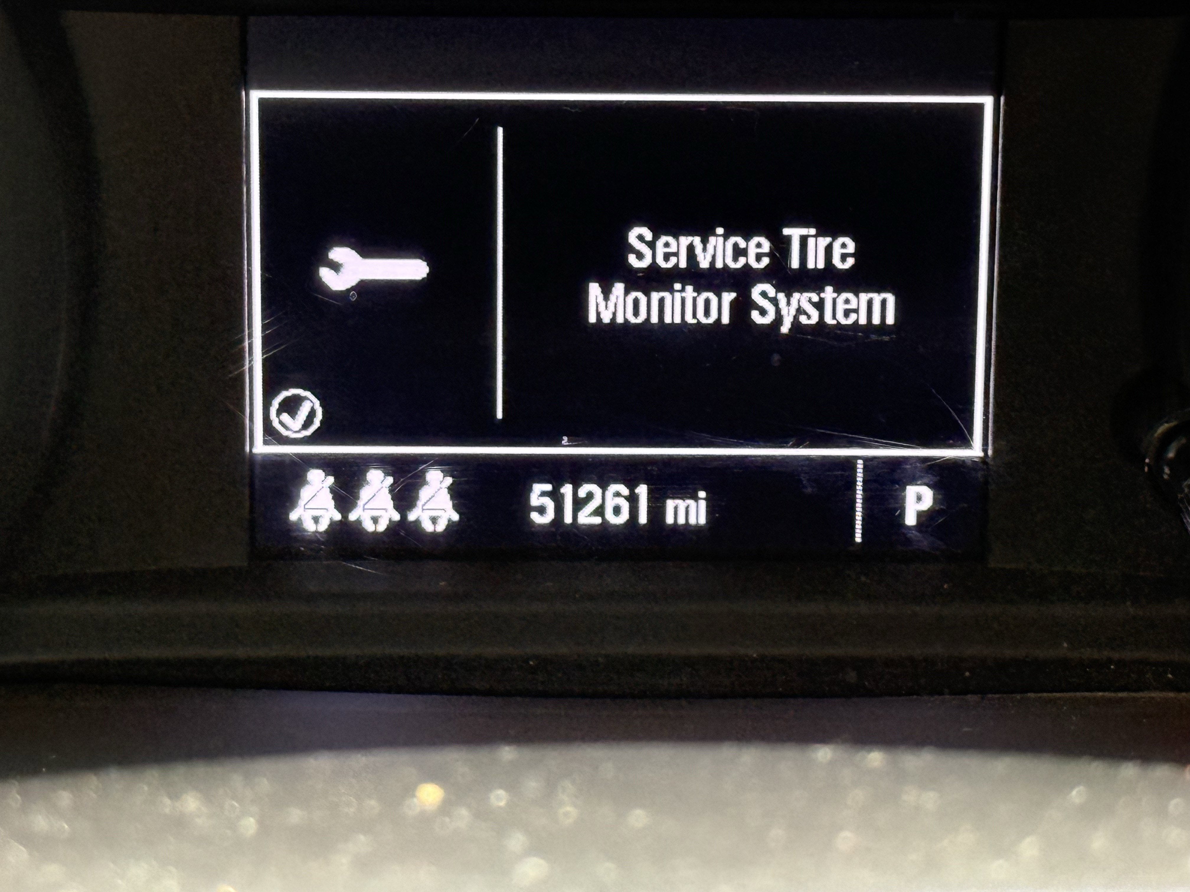 2024 Chevrolet Silverado 1500 2WD Double Cab Standard Bed Custom