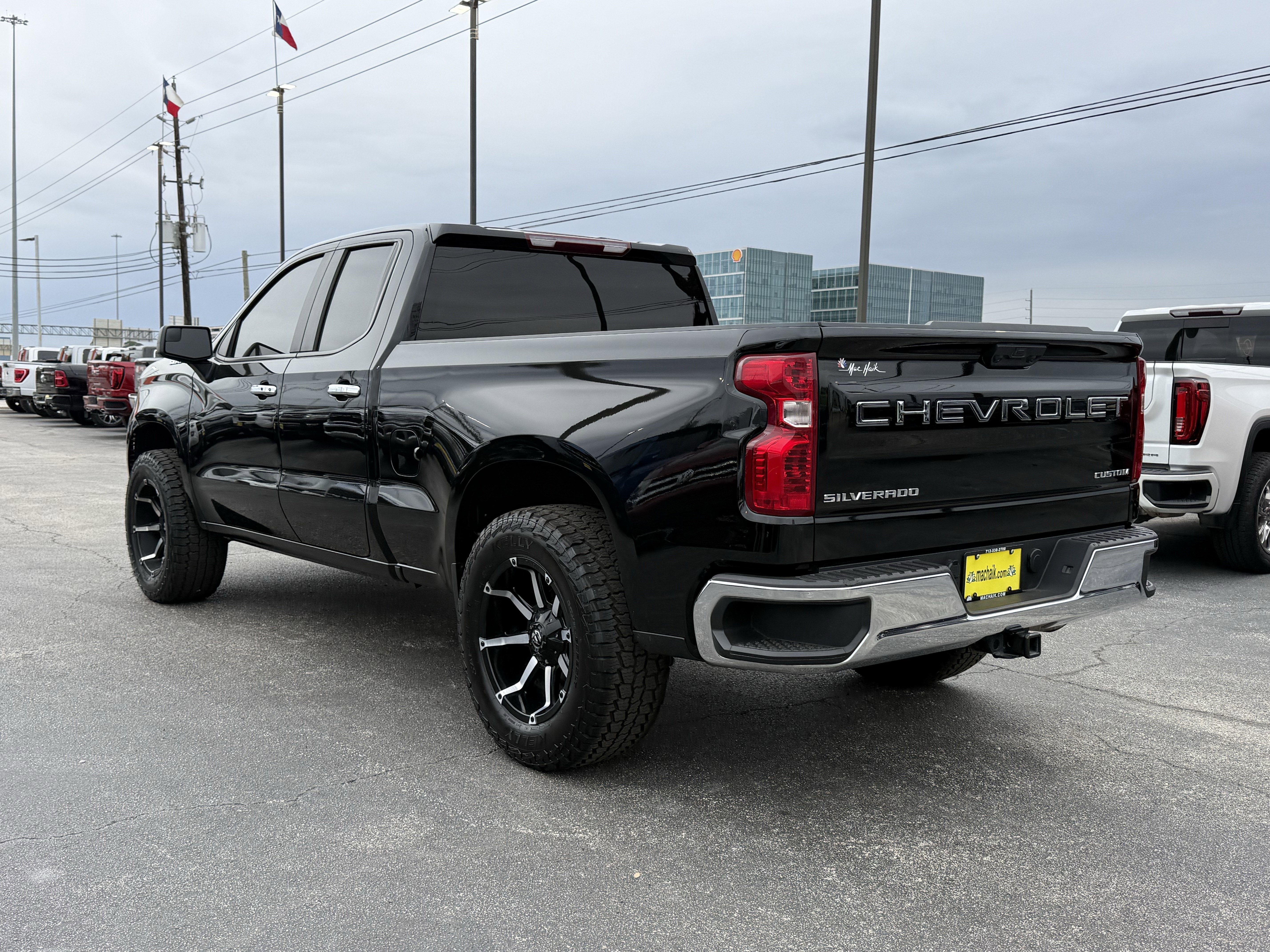 2024 Chevrolet Silverado 1500 2WD Double Cab Standard Bed Custom