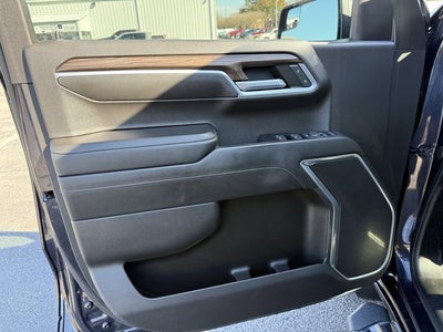 2022 Chevrolet Silverado 1500 4WD Crew Cab Standard Bed LT