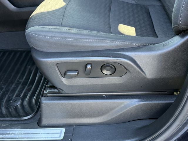 2022 Chevrolet Silverado 1500 4WD Crew Cab Standard Bed LT