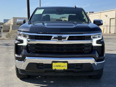 2022 Chevrolet Silverado 1500 4WD Crew Cab Standard Bed LT