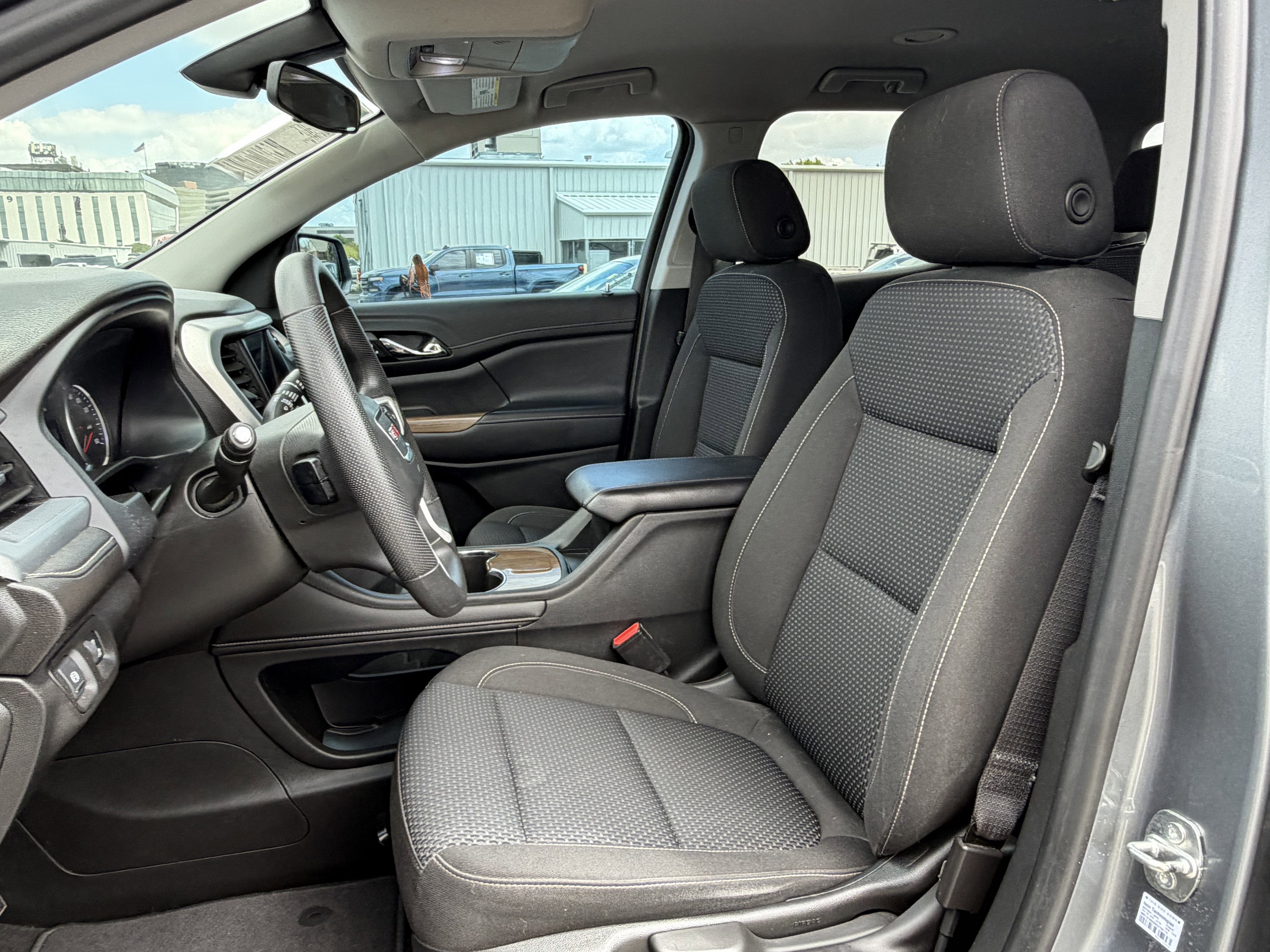 2021 GMC Acadia FWD SLE