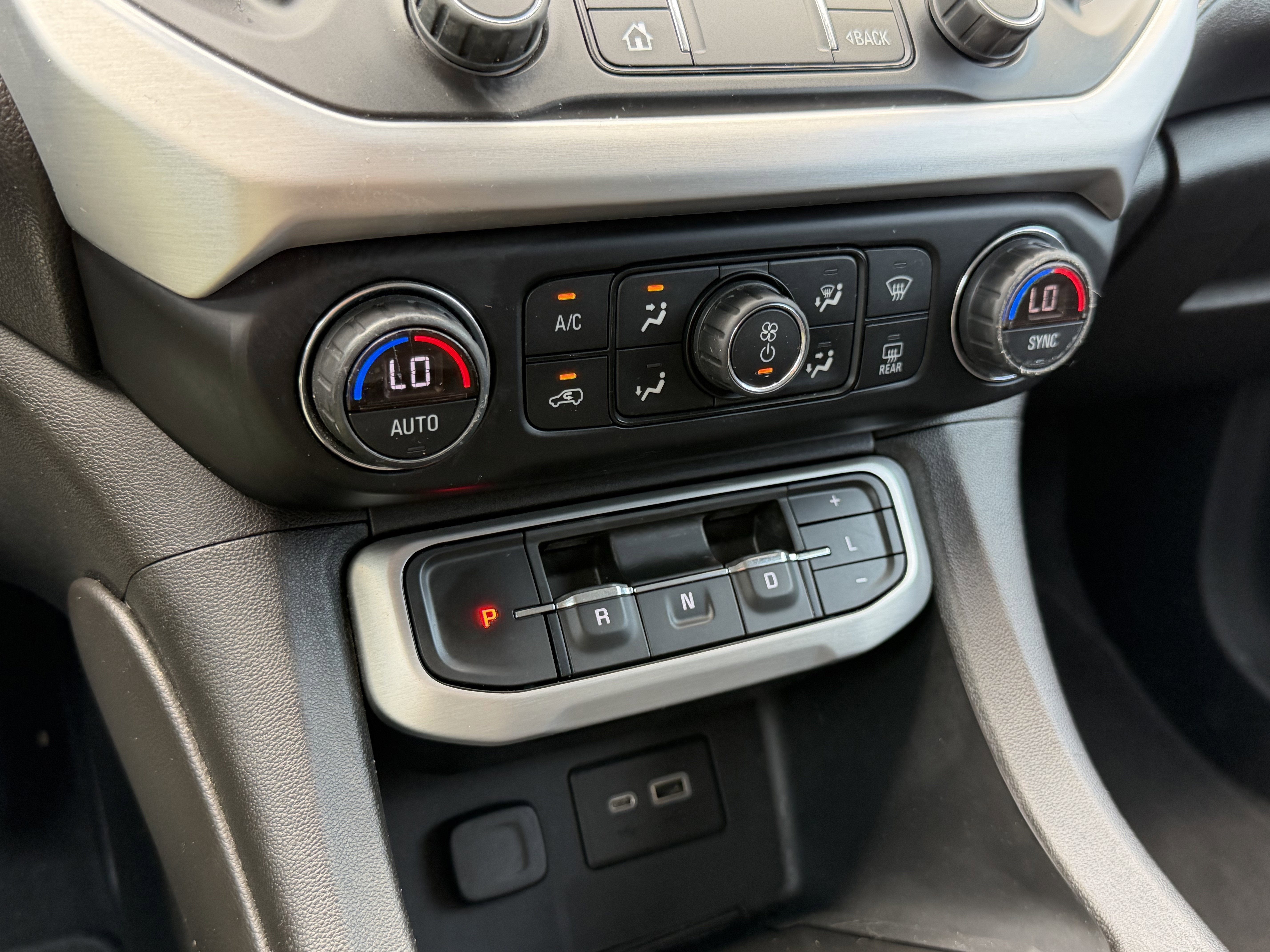 2021 GMC Acadia FWD SLE