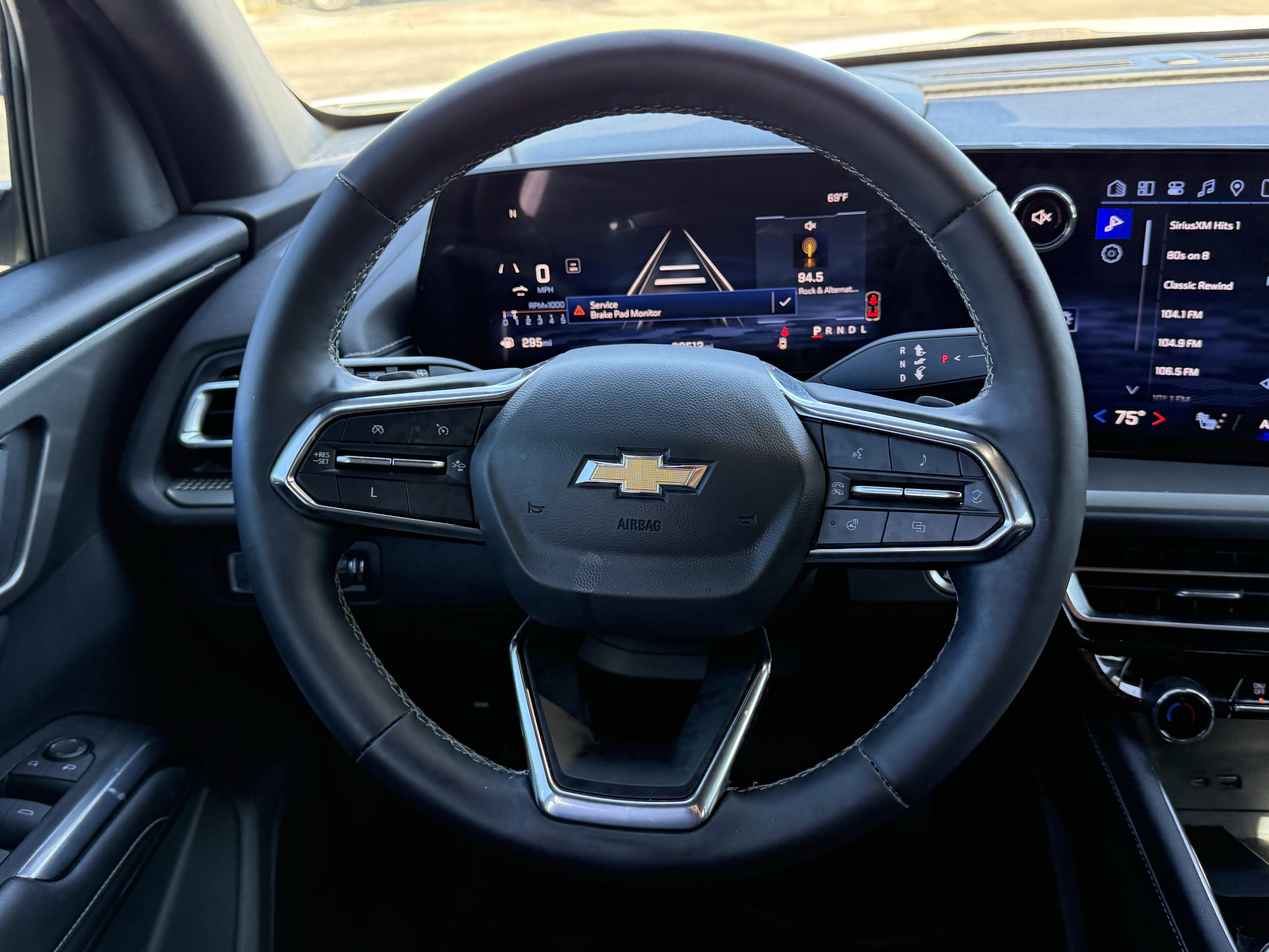 2024 Chevrolet Traverse FWD LT