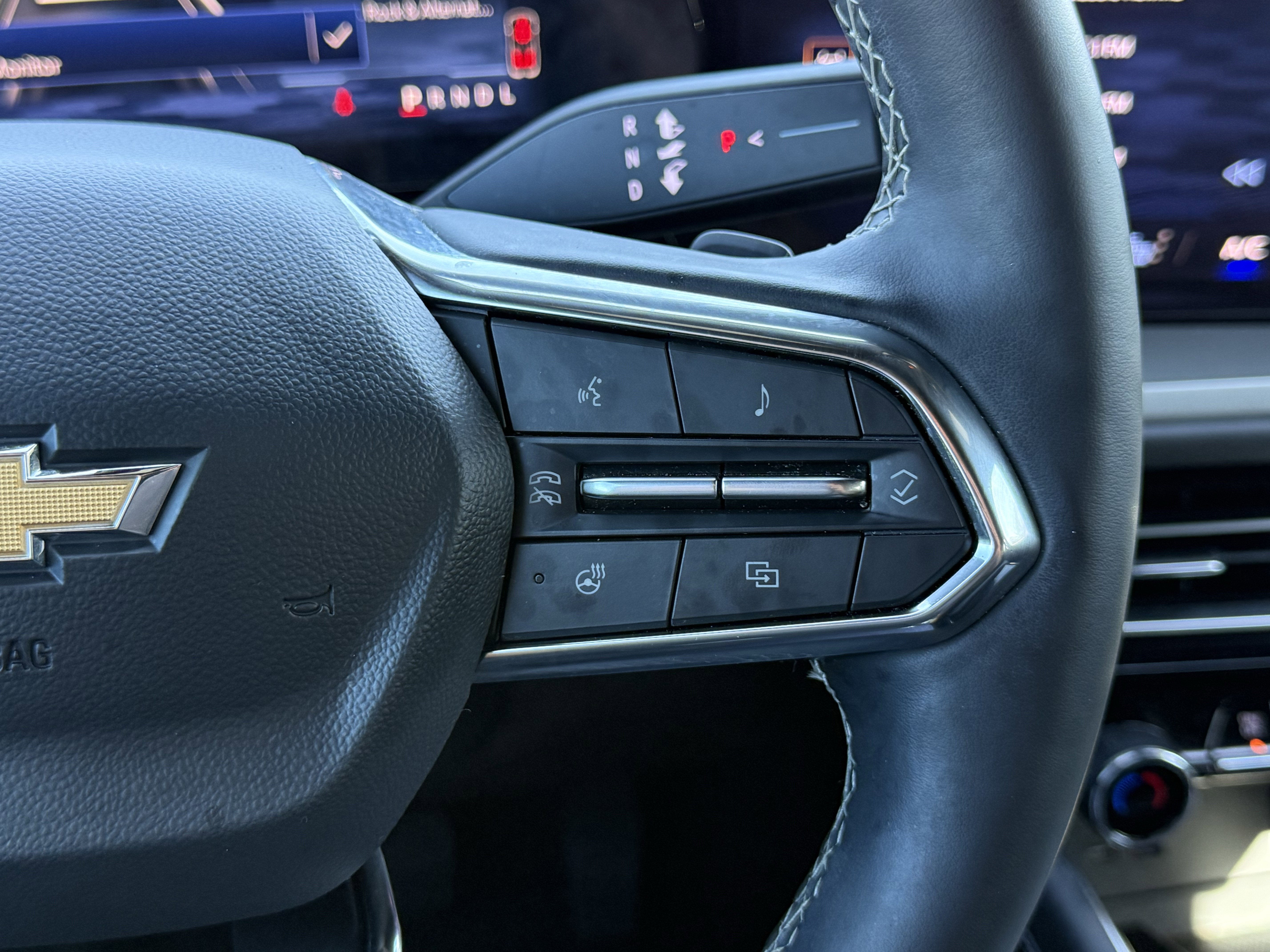 2024 Chevrolet Traverse FWD LT