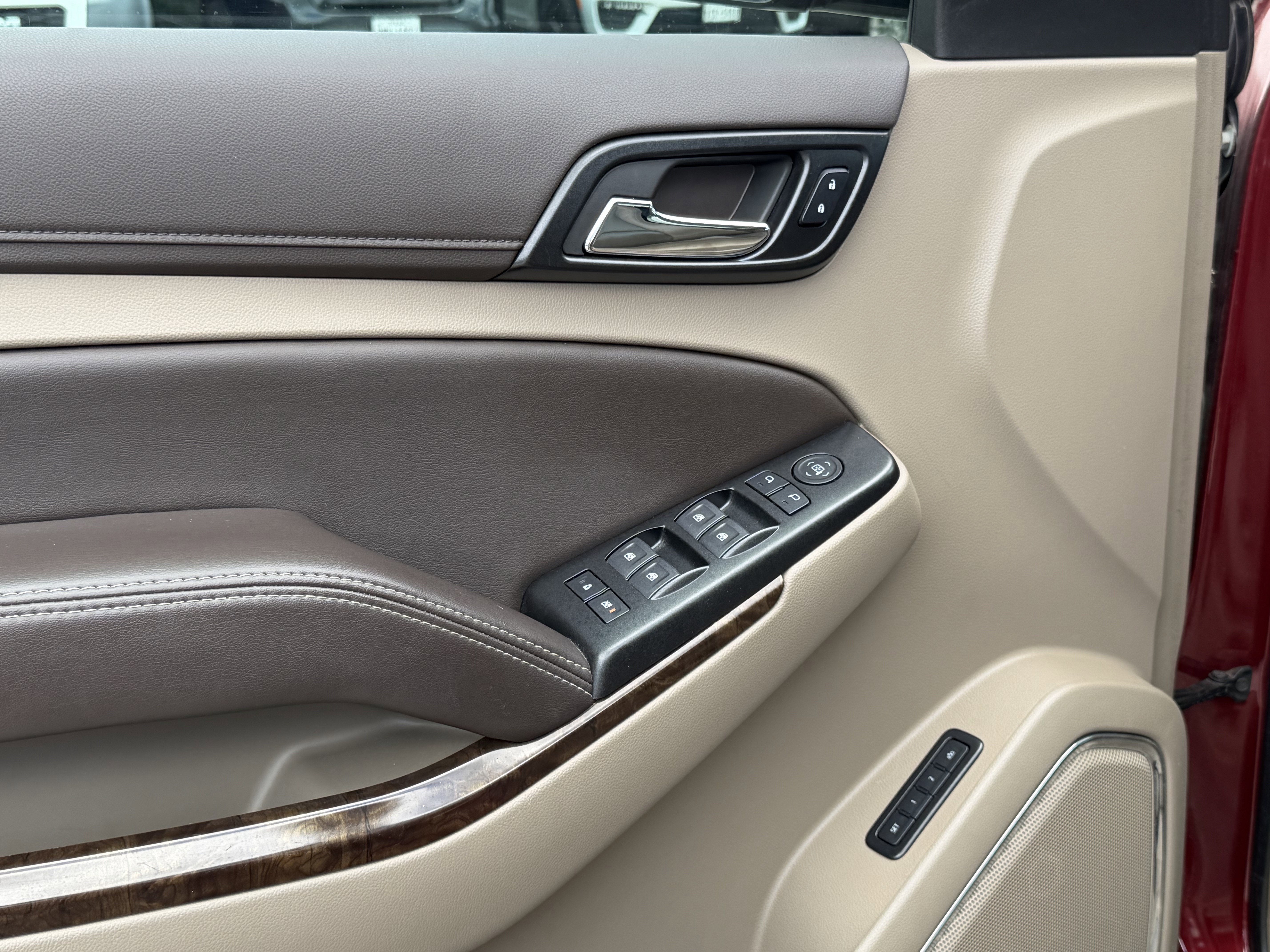 2020 Chevrolet Suburban 2WD LT