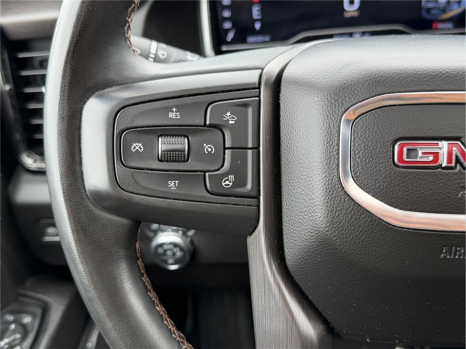 2024 GMC Sierra 2500HD 4WD Crew Cab Standard Bed AT4