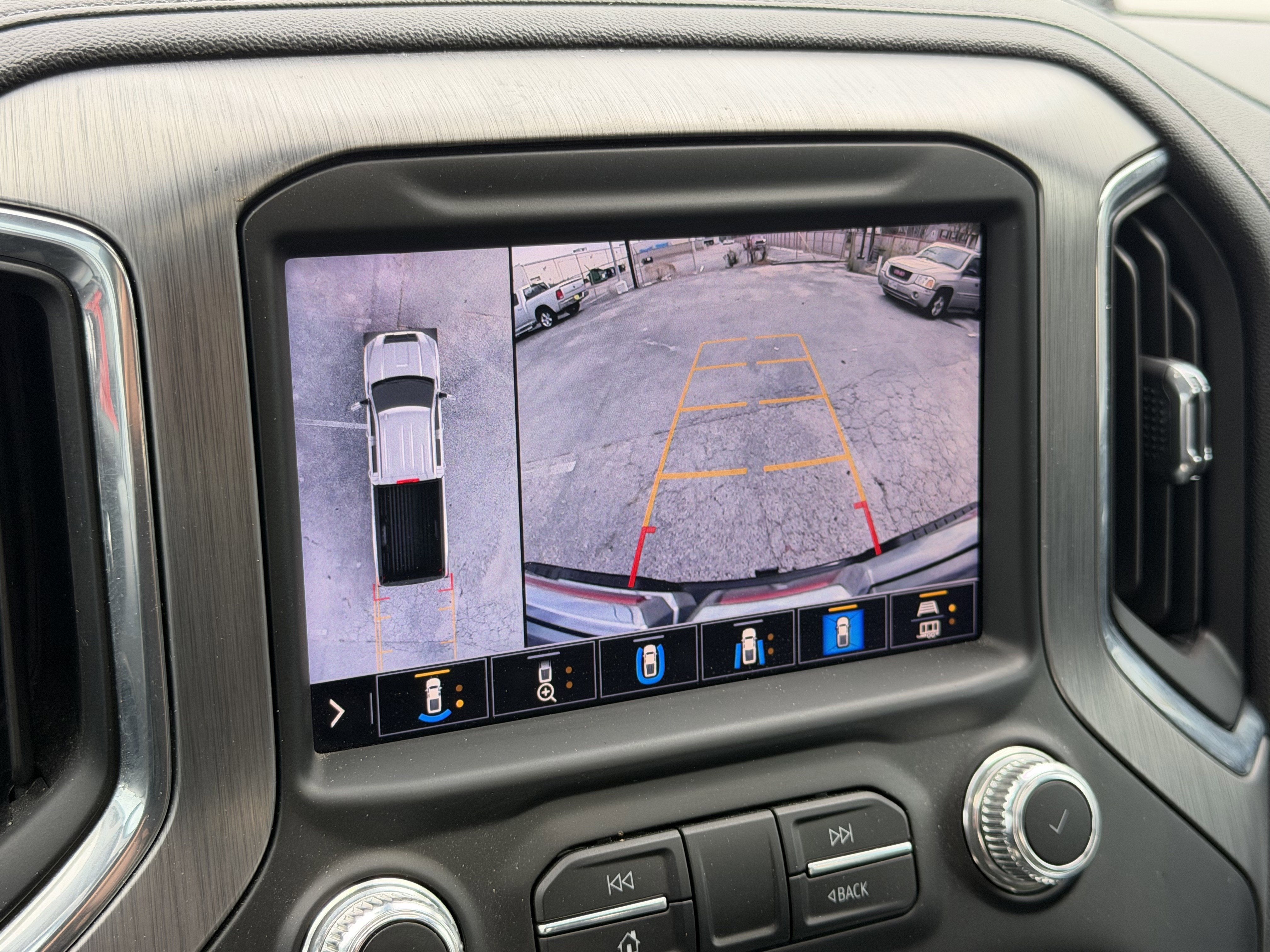 2020 GMC Sierra 2500HD 4WD Crew Cab Long Bed Denali