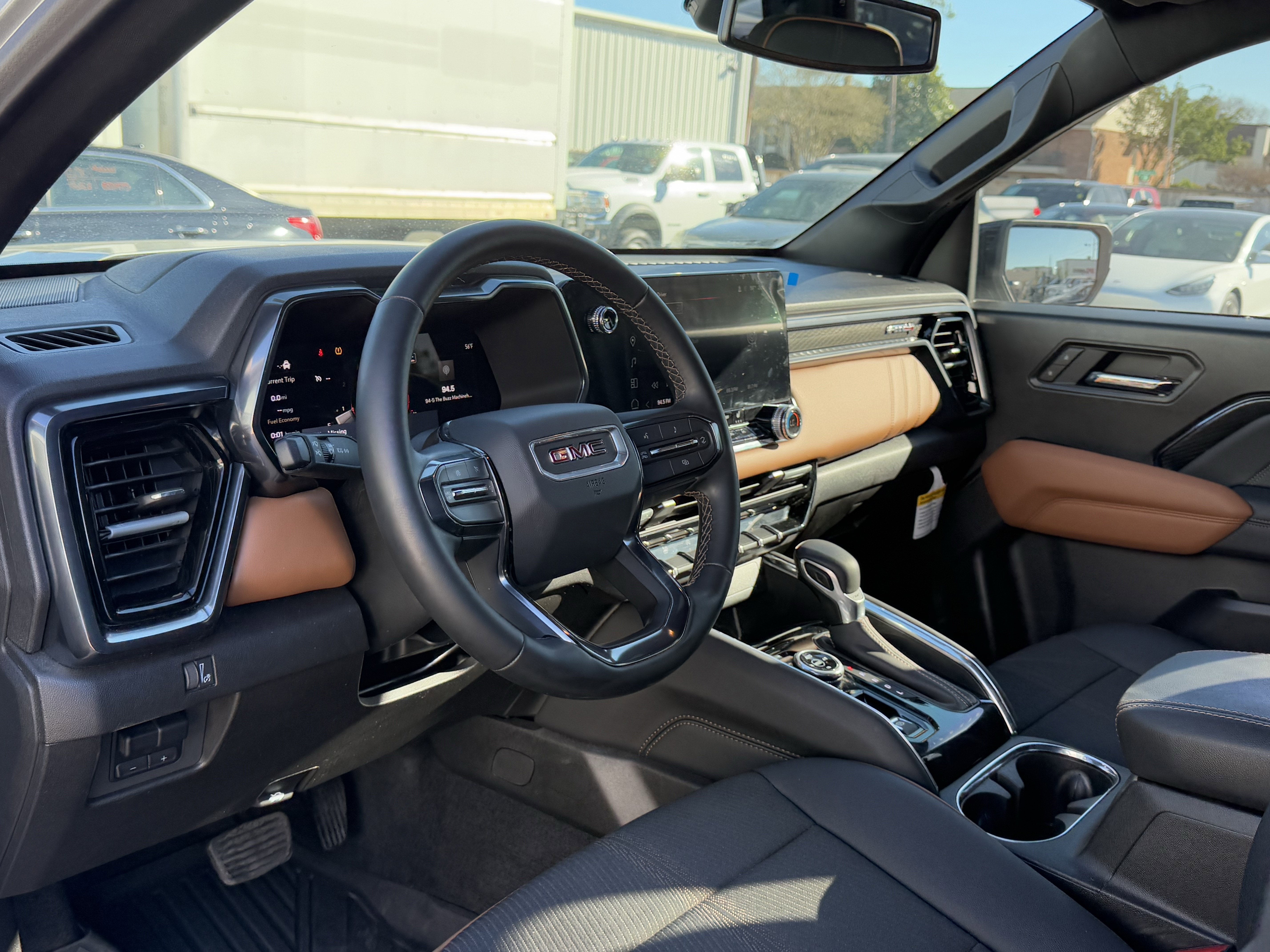 2025 GMC Canyon 4WD AT4