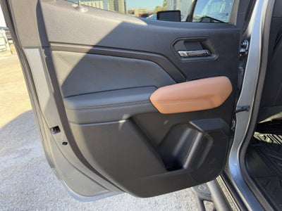 2025 GMC Canyon 4WD AT4