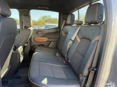 2025 GMC Canyon 4WD AT4