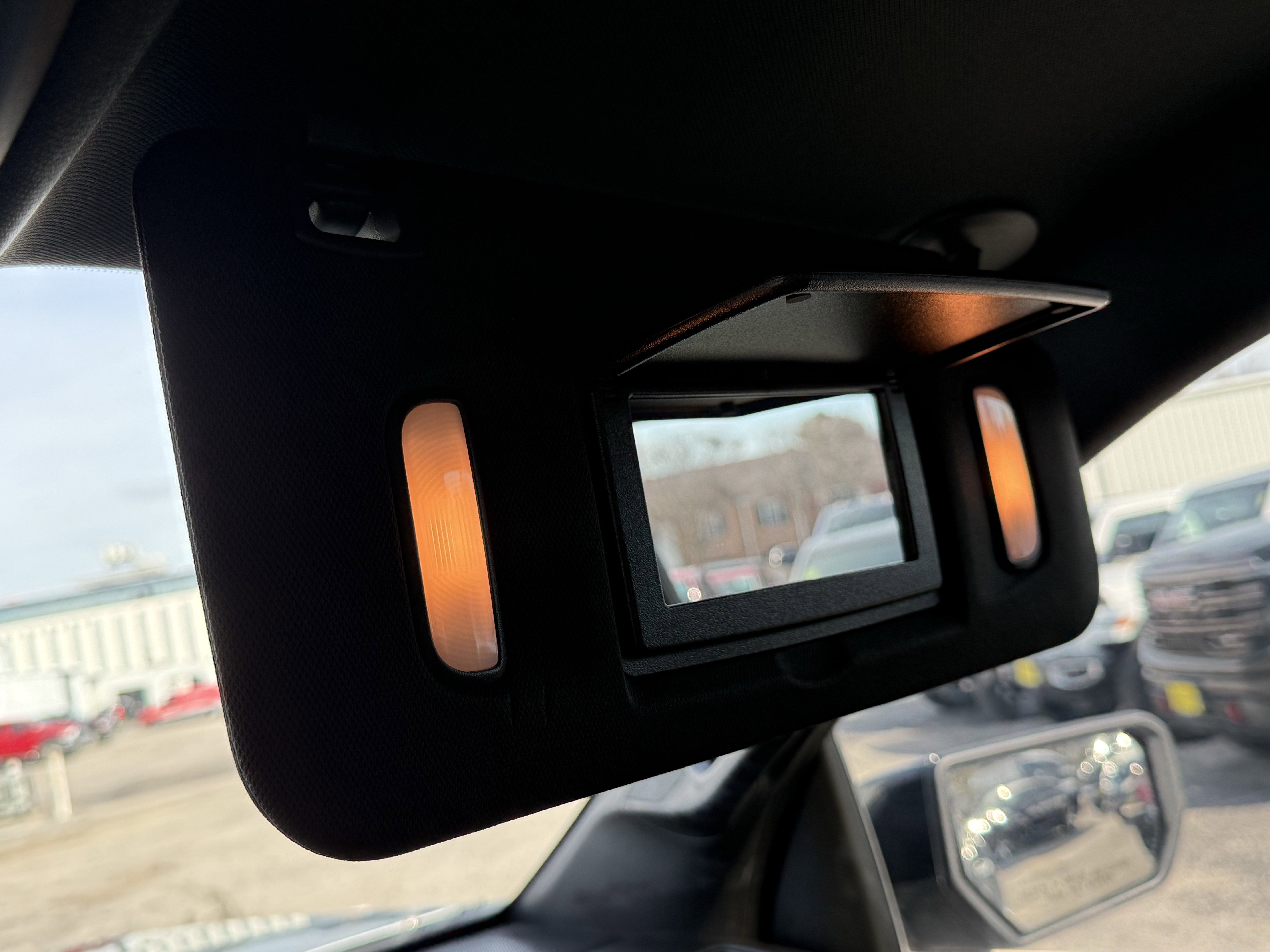 2024 GMC Canyon 4WD AT4