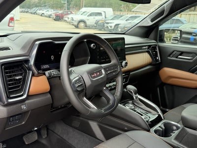 2024 GMC Canyon 4WD AT4