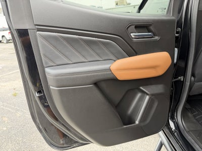 2024 GMC Canyon 4WD AT4