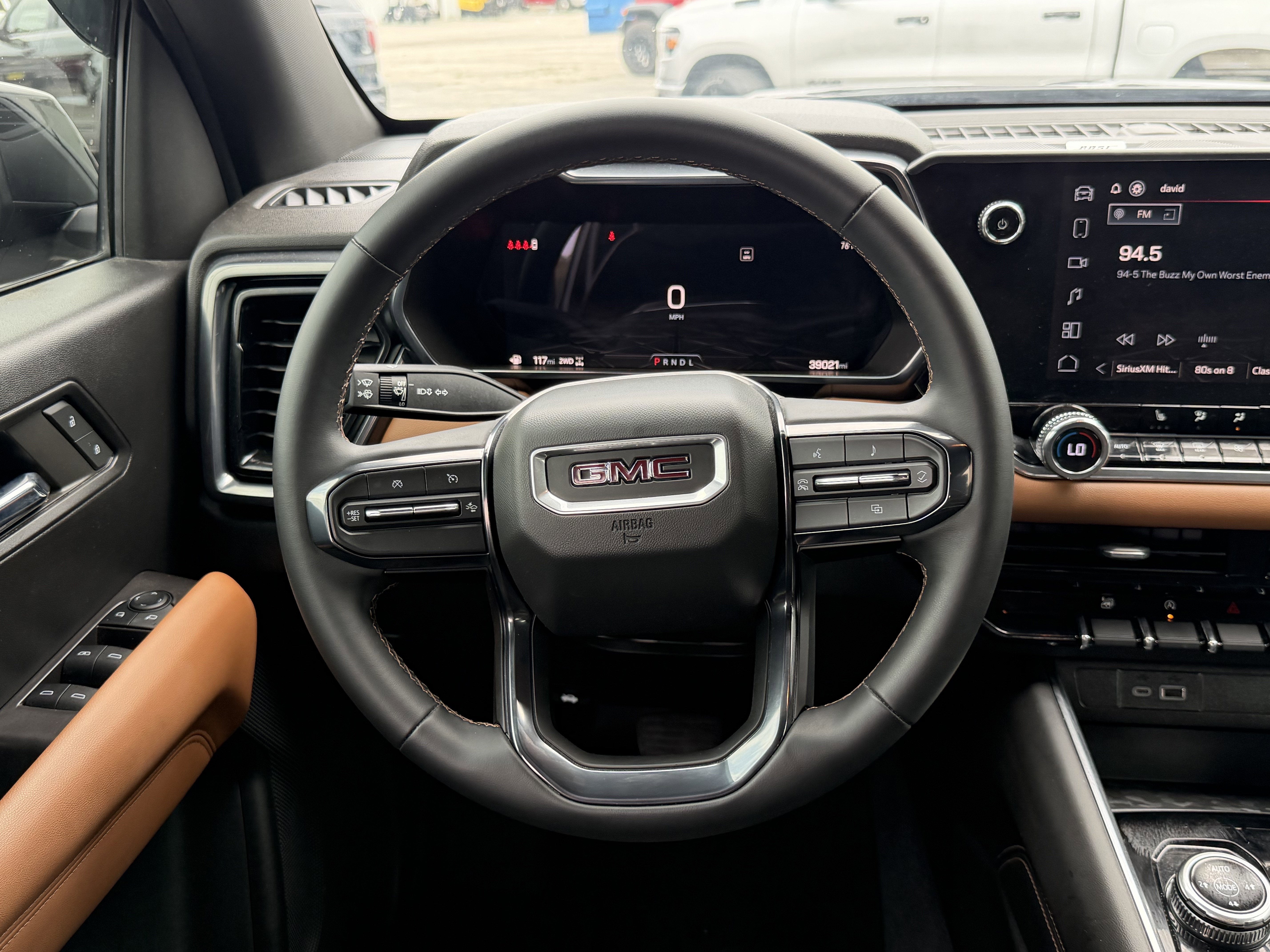2024 GMC Canyon 4WD AT4