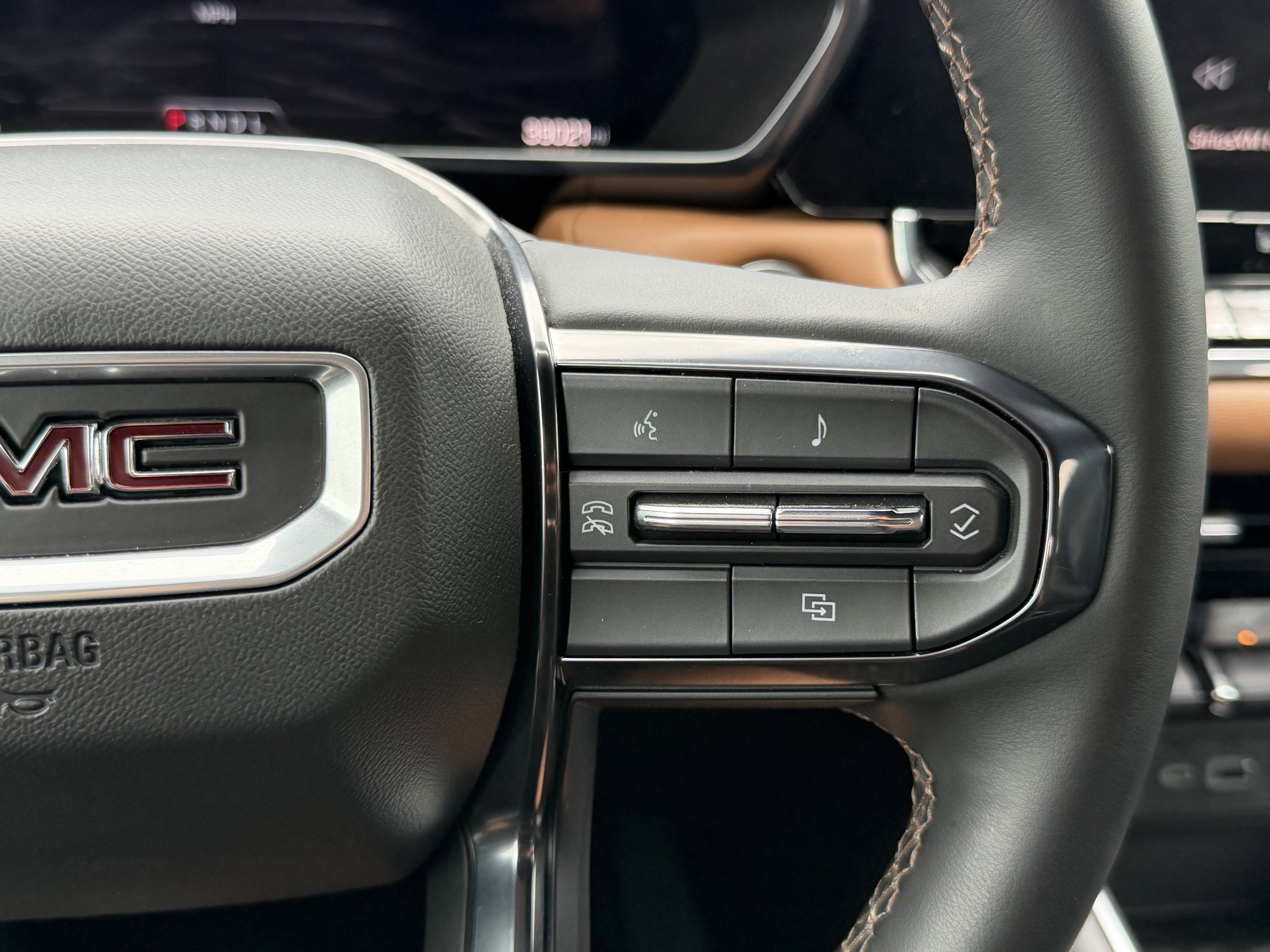 2024 GMC Canyon 4WD AT4